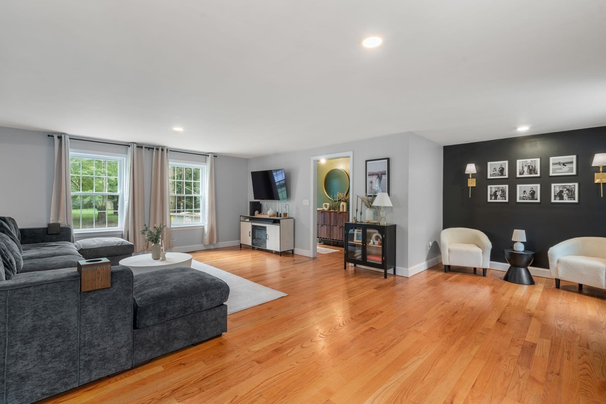 Single Family Residence at 65 Lawrence St, Wilmington MA 01887, Wilmington, photo 3 of 25
