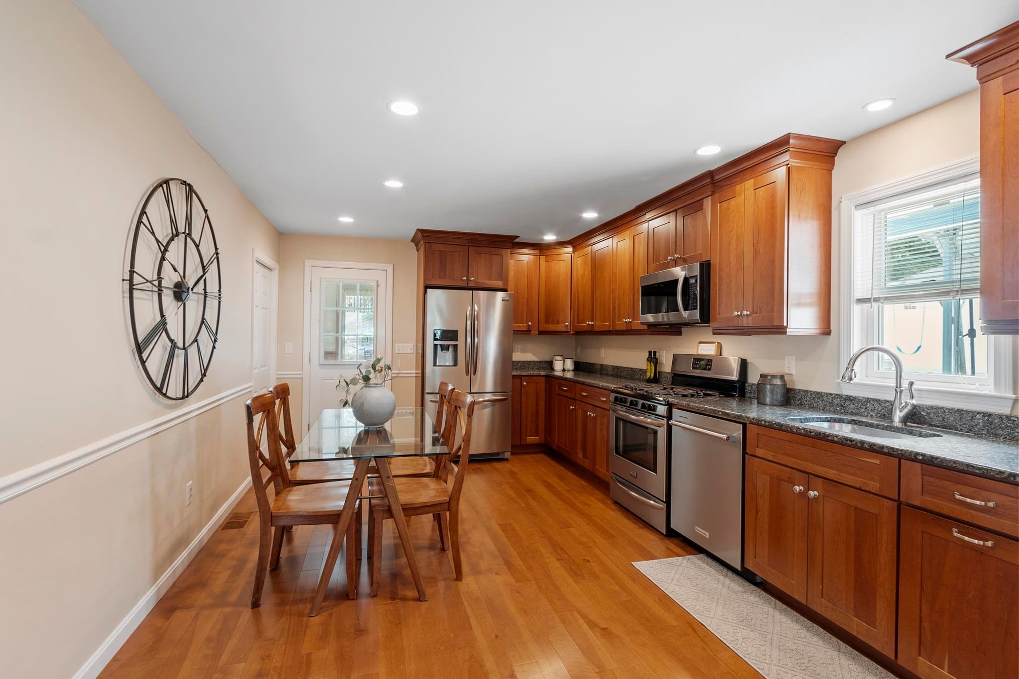 Single Family Residence at 142 Bridle Road, Billerica MA 01821, Billerica, photo 9 of 41