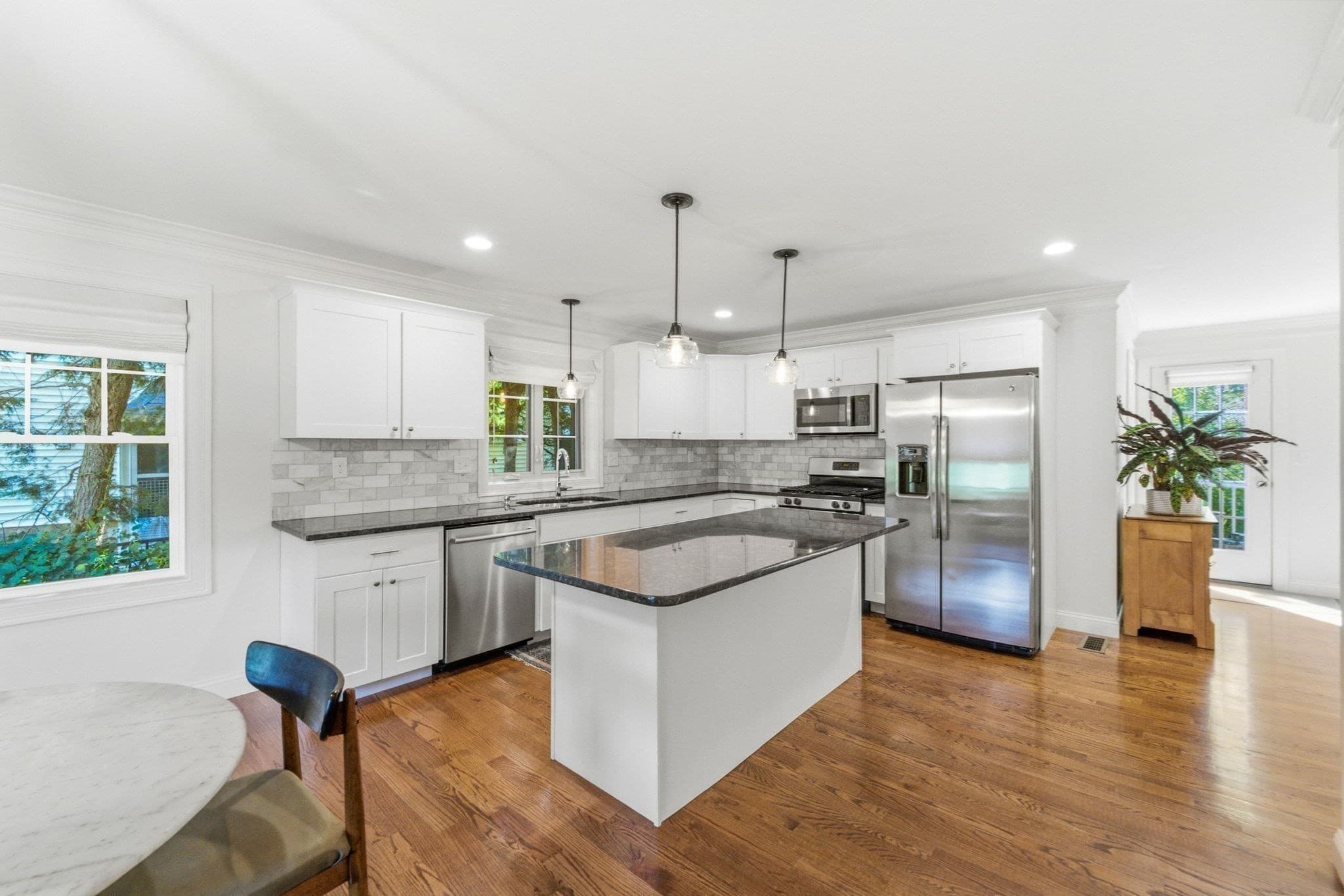 Single Family Residence at 4 Weld St, Boston MA 02131, Boston, photo 2 of 39