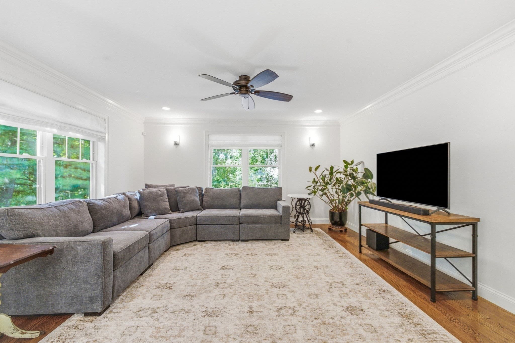 Single Family Residence at 4 Weld St, Boston MA 02131, Boston, photo 9 of 39