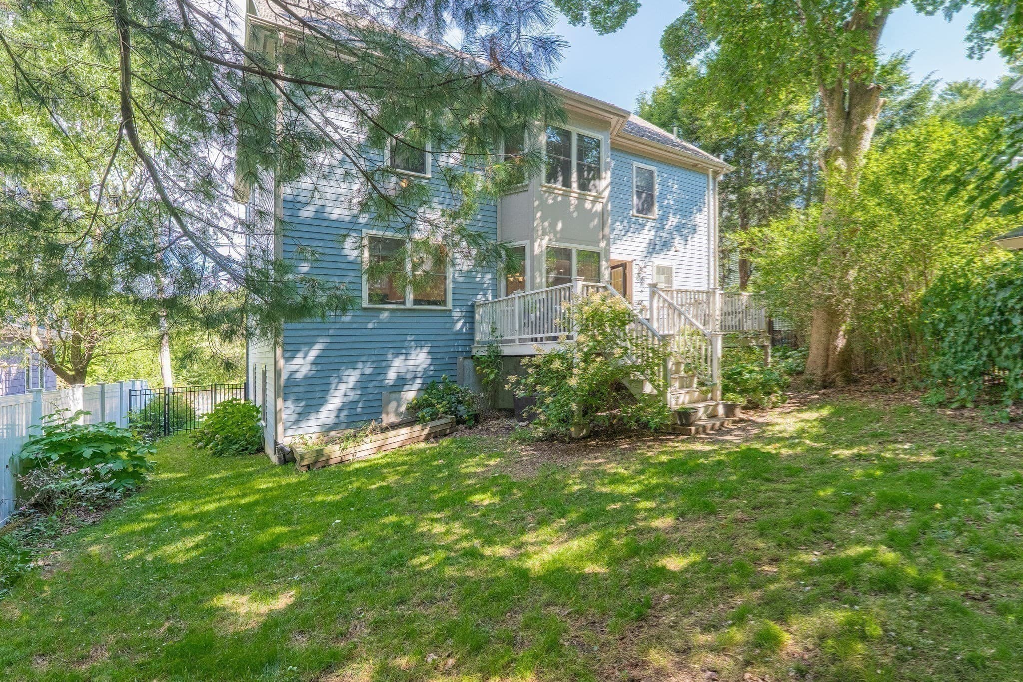 Single Family Residence at 4 Weld St, Boston MA 02131, Boston, photo 34 of 39