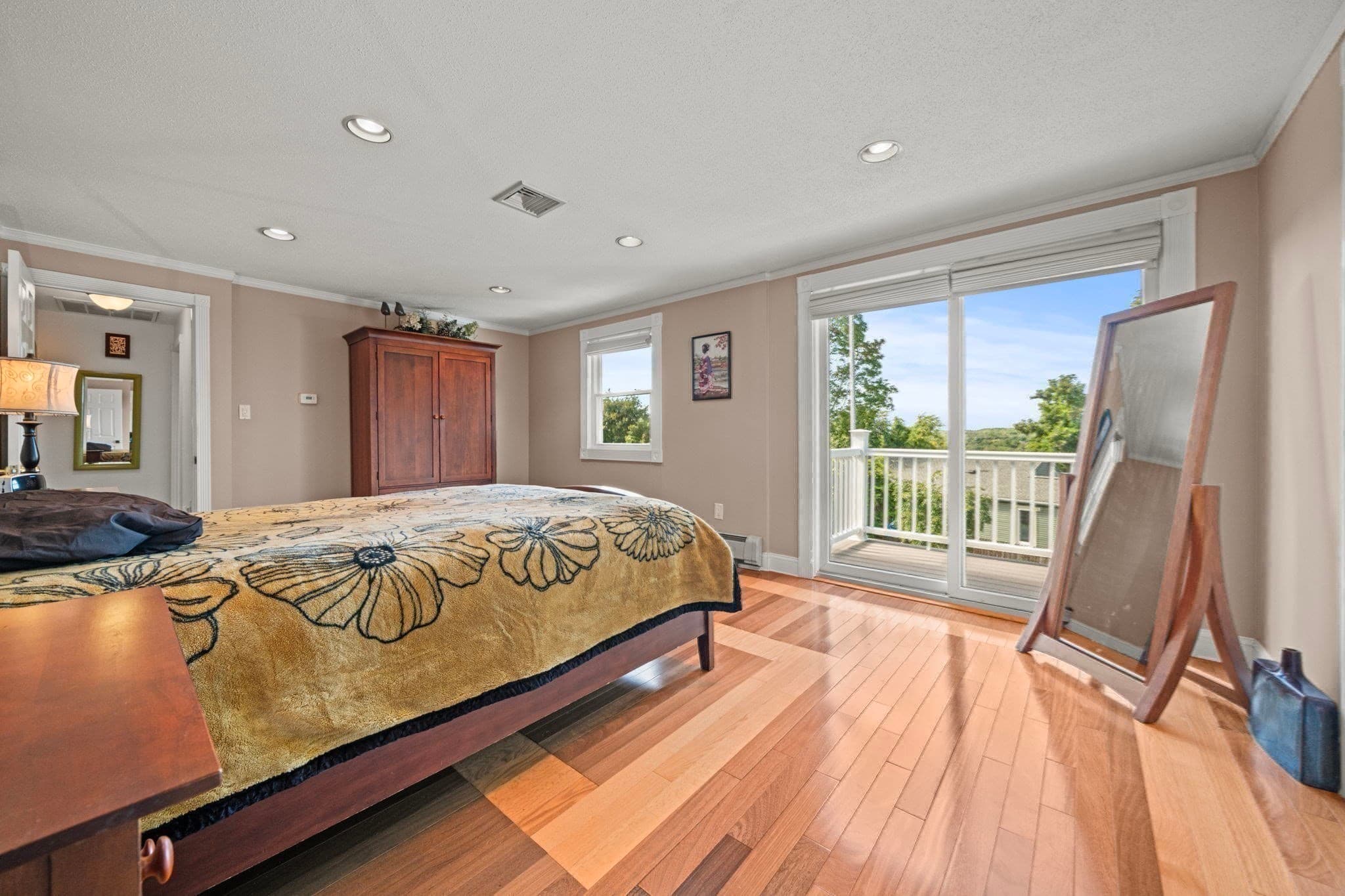 Single Family Residence at 18 Maura Drive, Woburn MA 01801, Woburn, photo 22 of 42