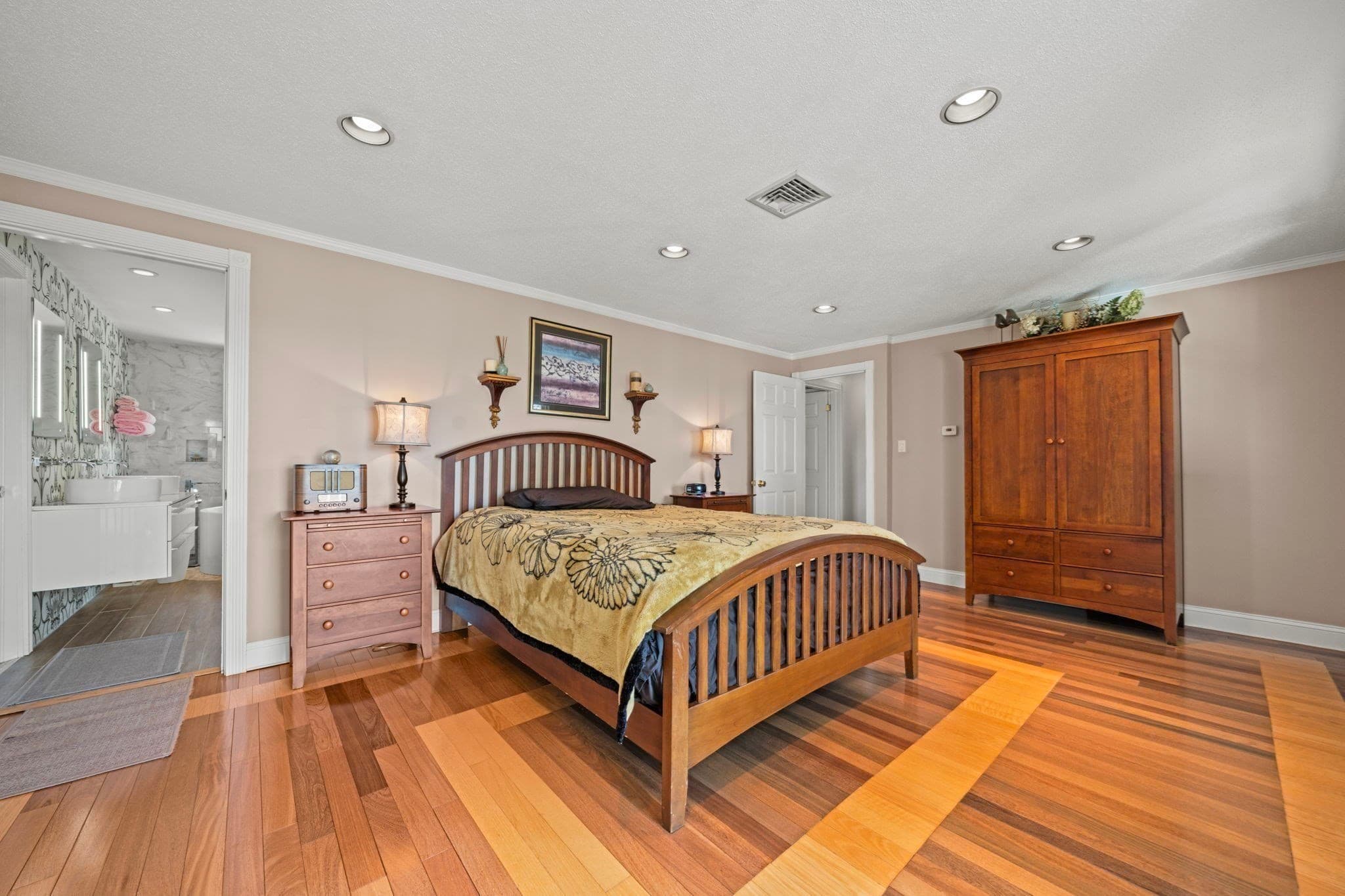 Single Family Residence at 18 Maura Drive, Woburn MA 01801, Woburn, photo 21 of 42