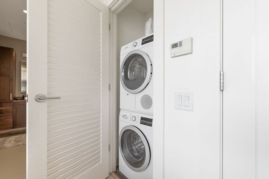 Condominium at 32 Traveler St # 411, Boston MA 02118, photo 12 of 38