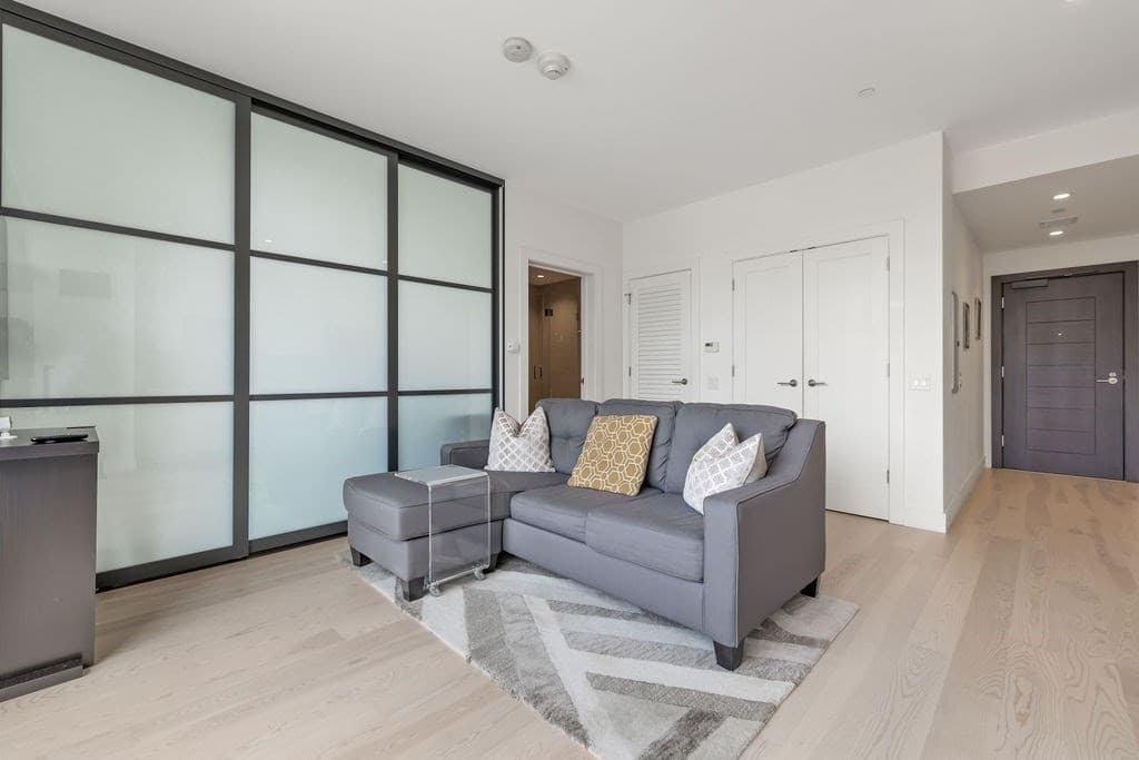 Condominium at 32 Traveler St # 411, Boston MA 02118, photo 4 of 38