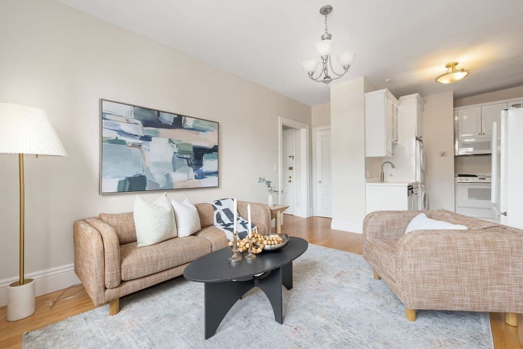 Condominium at 119 Marlborough St. # 10, Boston MA 02116, photo 4 of 15