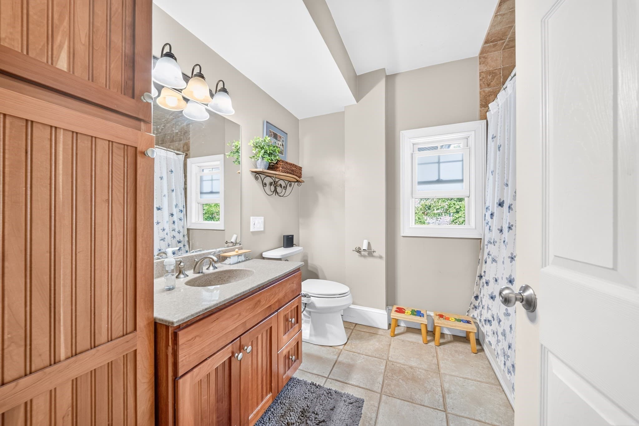 Single Family Residence at 41 Emerson Rd, Winthrop MA 02152, Winthrop, photo 23 of 42