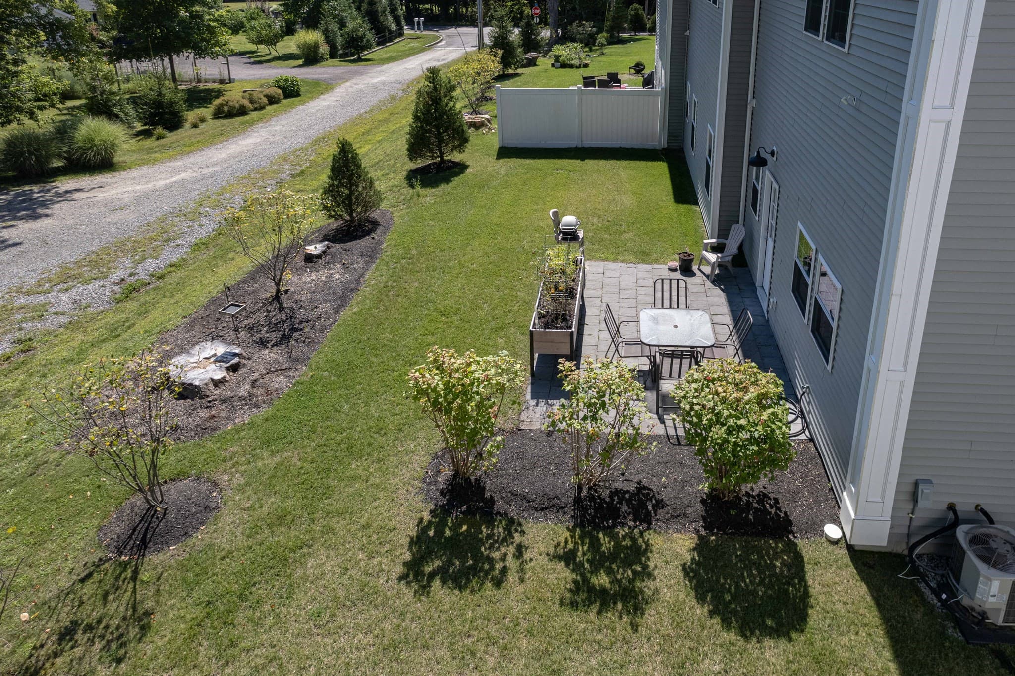 Condominium at 4 Sterling Circle # 4, Medway MA 02053, Medway, photo 33 of 40