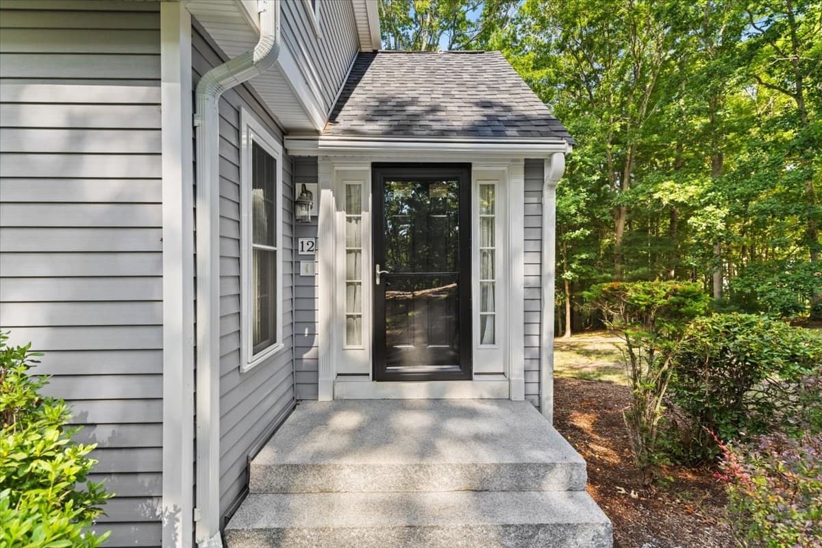 Condominium at 521 West Street # 12, Duxbury MA 02332, Duxbury, photo 2 of 32
