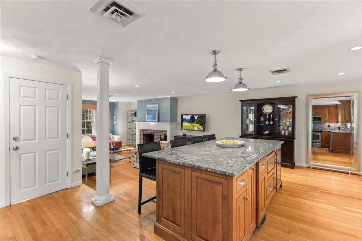 Condominium at 521 West Street # 12, Duxbury MA 02332, Duxbury, photo 6 of 32