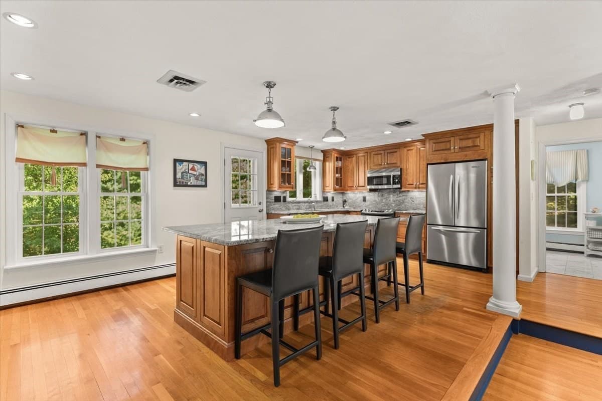 Condominium at 521 West Street # 12, Duxbury MA 02332, Duxbury, photo 7 of 32