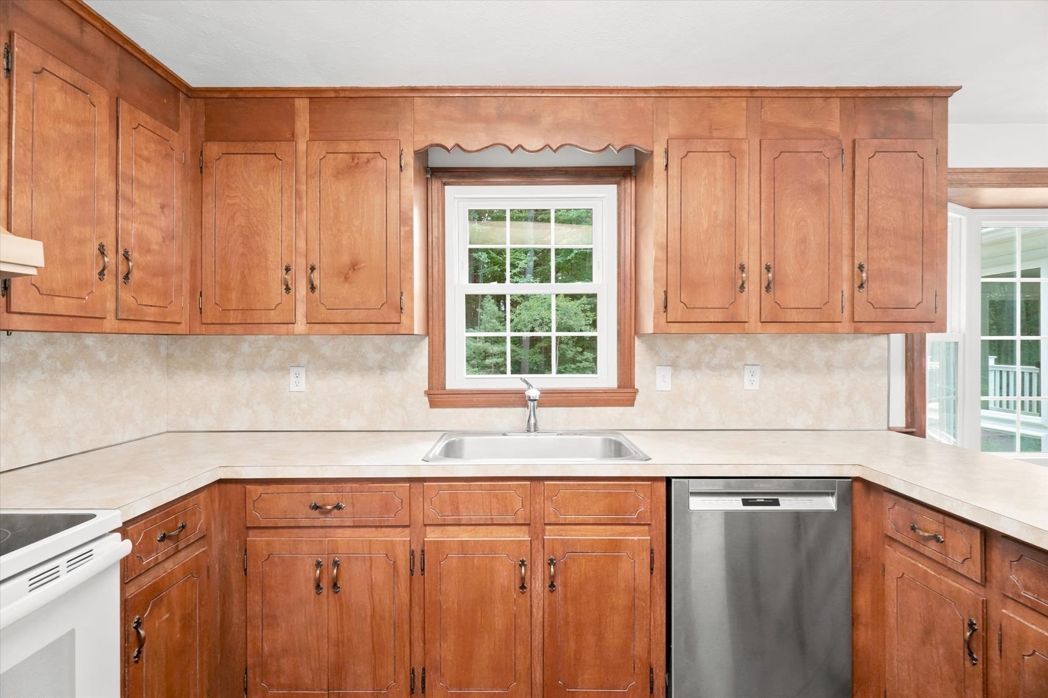 Single Family Residence at 3 Wayside Ln, Acton MA 01720, Acton, photo 9 of 41