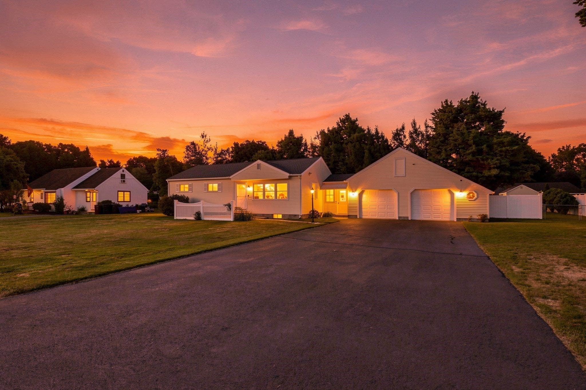 172 Birch Bluffs Dr, Westfield MA 01085
