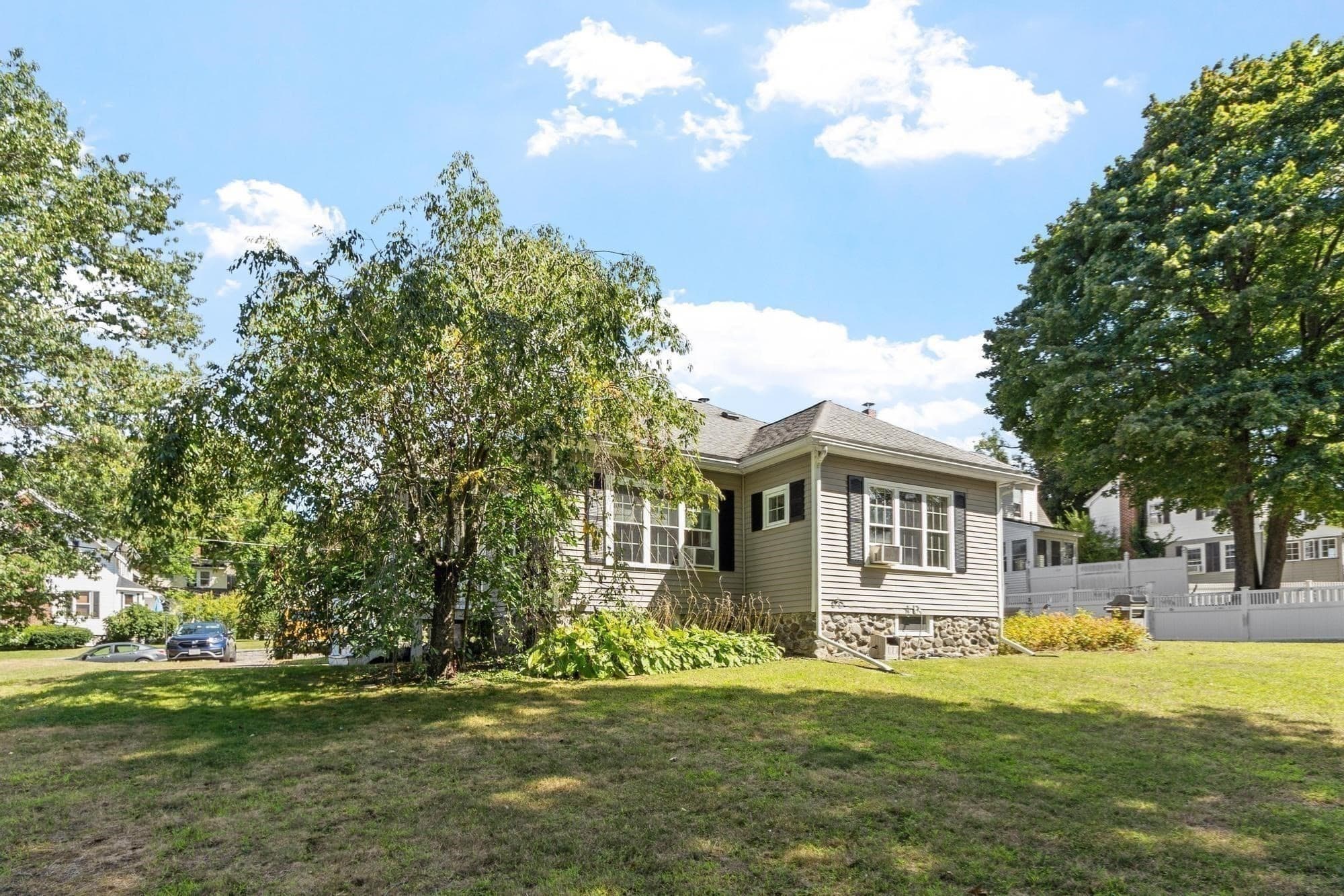 Single Family Residence at 713 E Merrimack Street, Lowell MA 01852, Lowell, photo 2 of 40