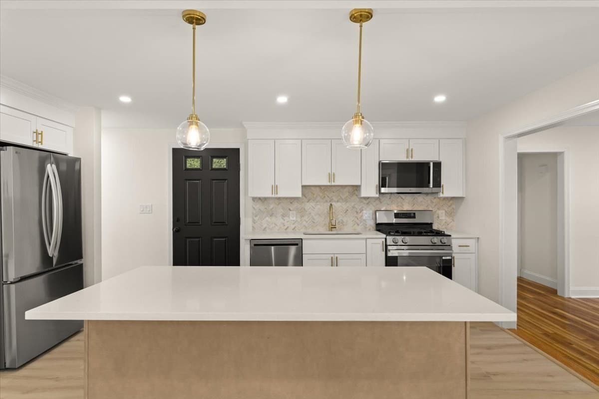 Single Family Residence at 347 Poskus St, Stoughton MA 02072, Stoughton, photo 6 of 36