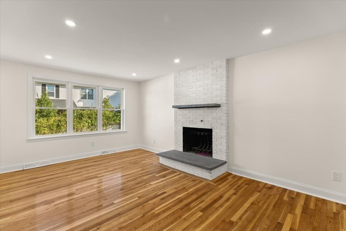 Single Family Residence at 347 Poskus St, Stoughton MA 02072, Stoughton, photo 13 of 36