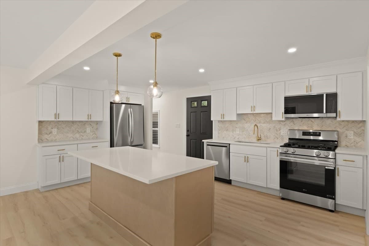 Single Family Residence at 347 Poskus St, Stoughton MA 02072, Stoughton, photo 7 of 36