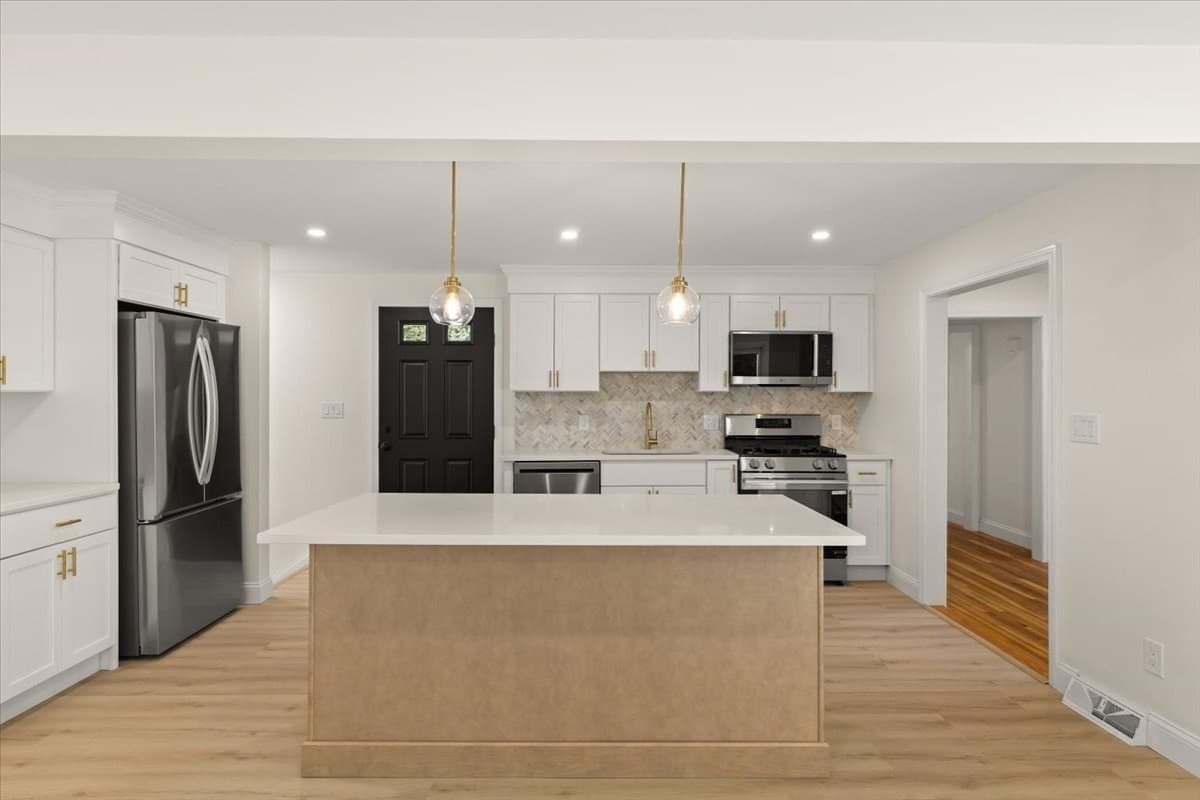 347 Poskus St, Stoughton MA 02072