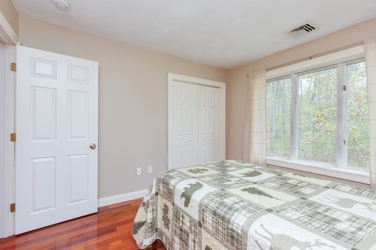 Single Family Residence at 21 Hinds Lane, Pelham NH 03076, Pelham, photo 37 of 42