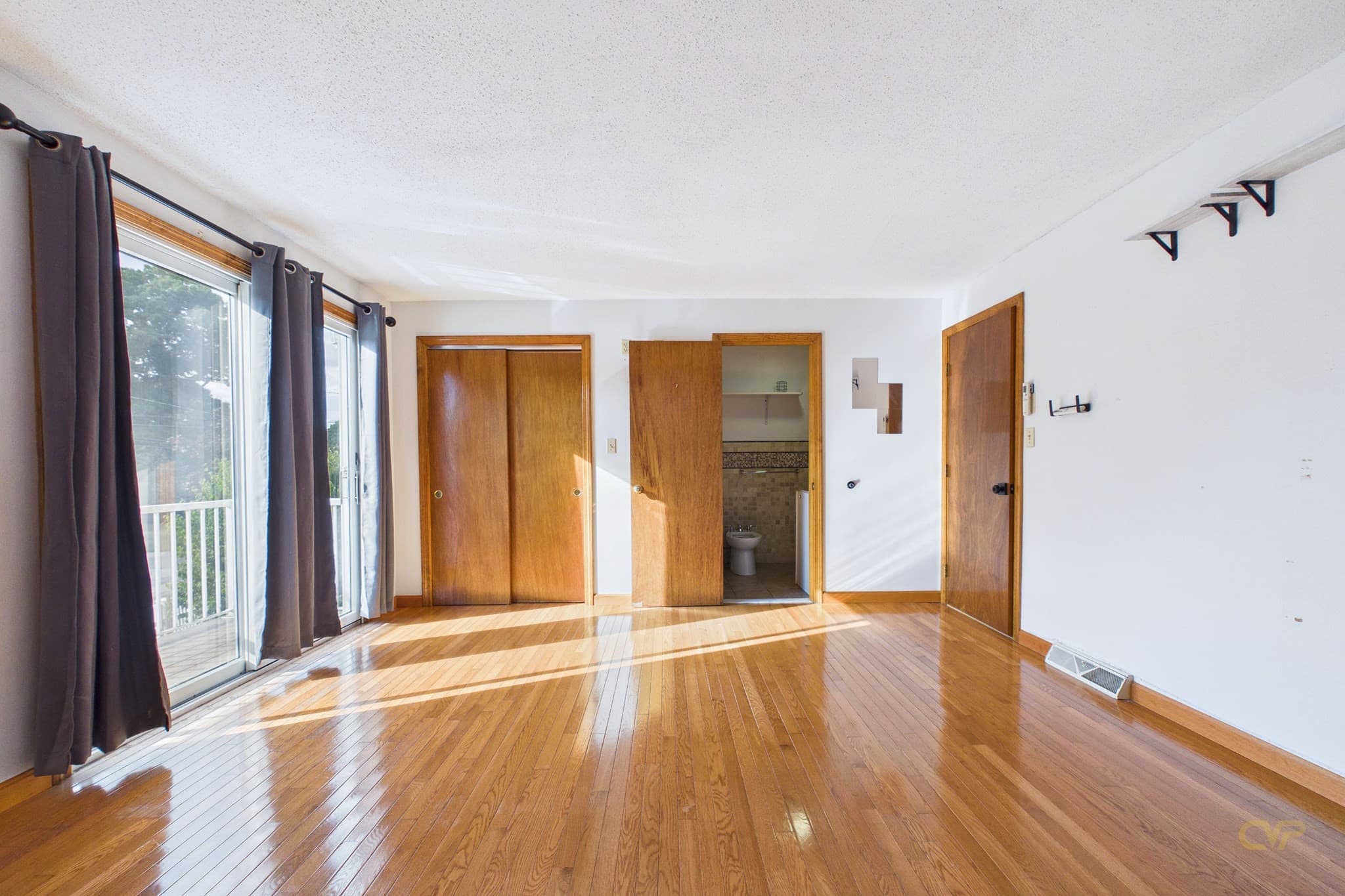 Single Family Residence at 861 Pine Hill Dr, New Bedford MA 02745, New Bedford, photo 23 of 37
