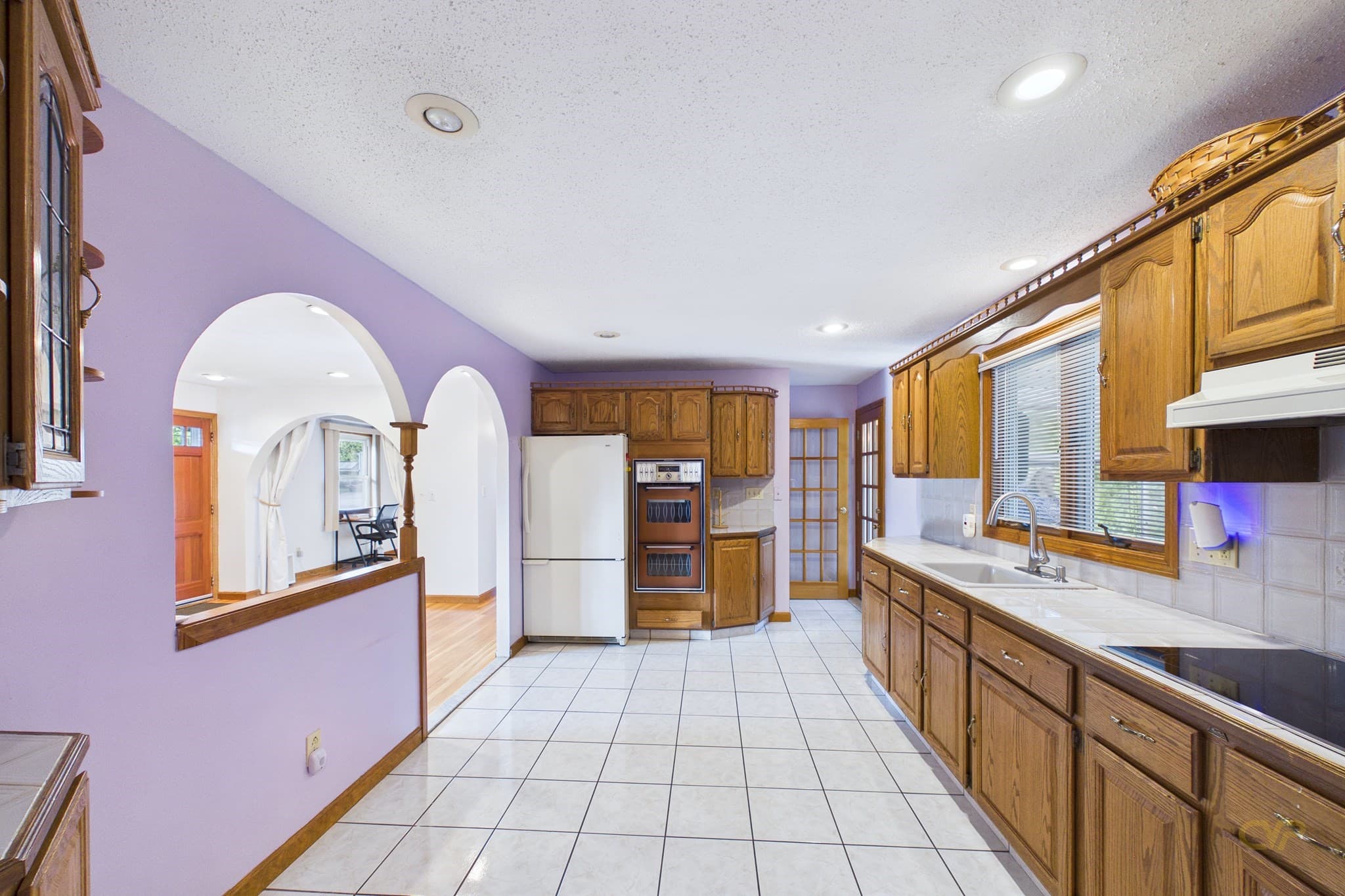 Single Family Residence at 861 Pine Hill Dr, New Bedford MA 02745, New Bedford, photo 12 of 37