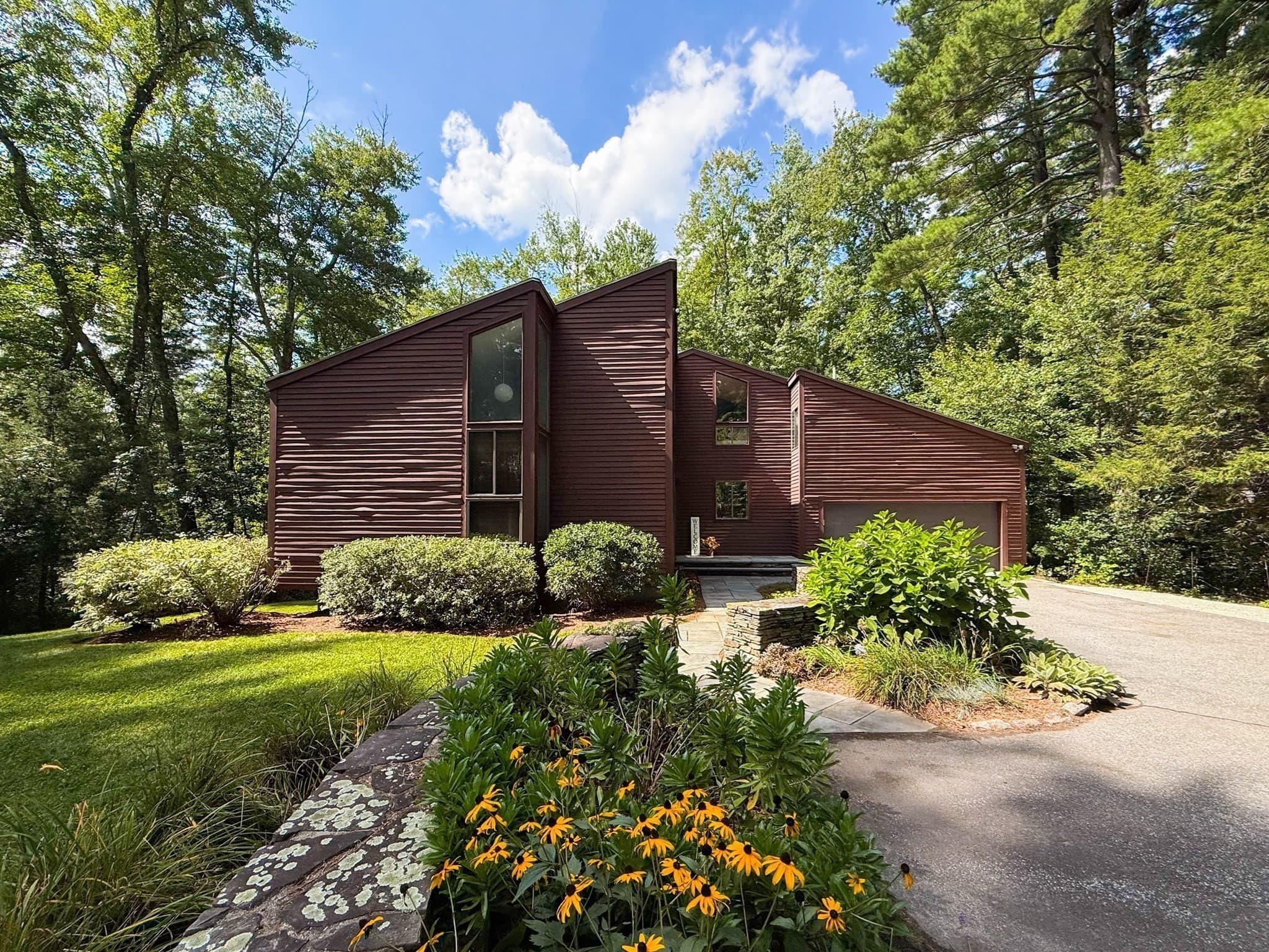 Single Family Residence at 26 Old Stagecoach Rd, Bedford MA 01730, Bedford, photo 36 of 40