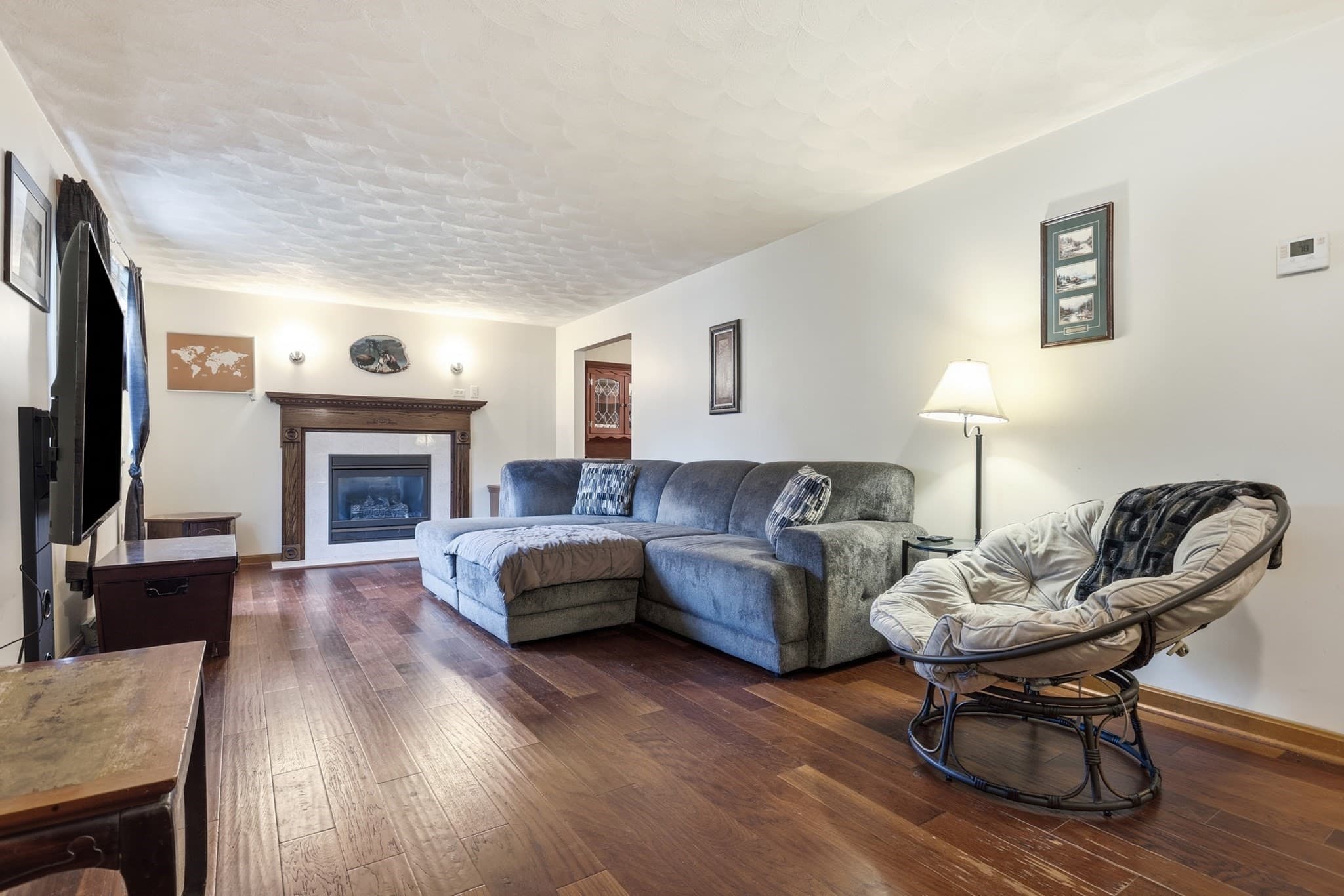Single Family Residence at 34 Oak Knoll Rd, Lowell MA 01852, Lowell, photo 4 of 22