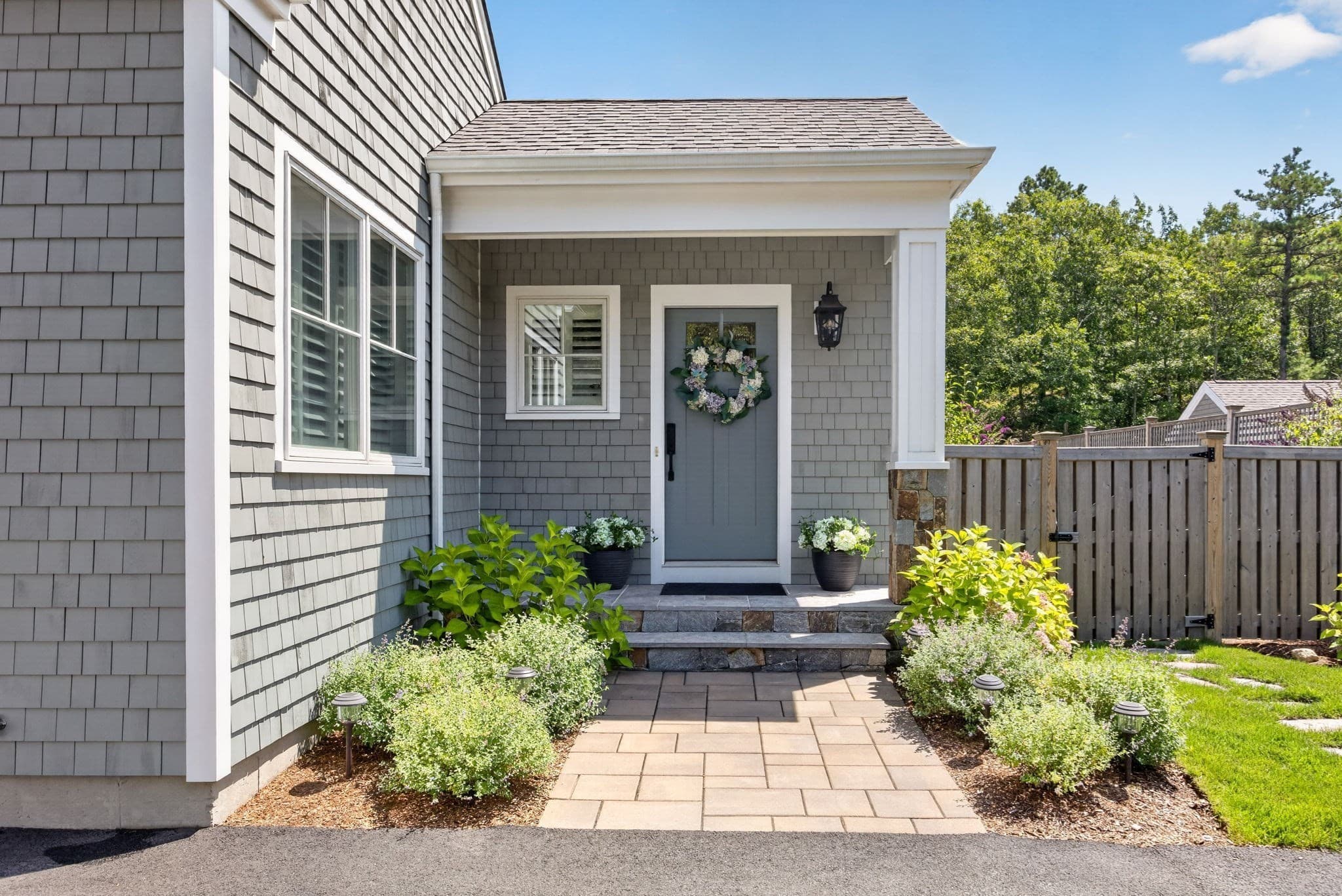 Single Family Residence at 5 Climber's Path, Plymouth MA 02360, Plymouth, photo 2 of 39