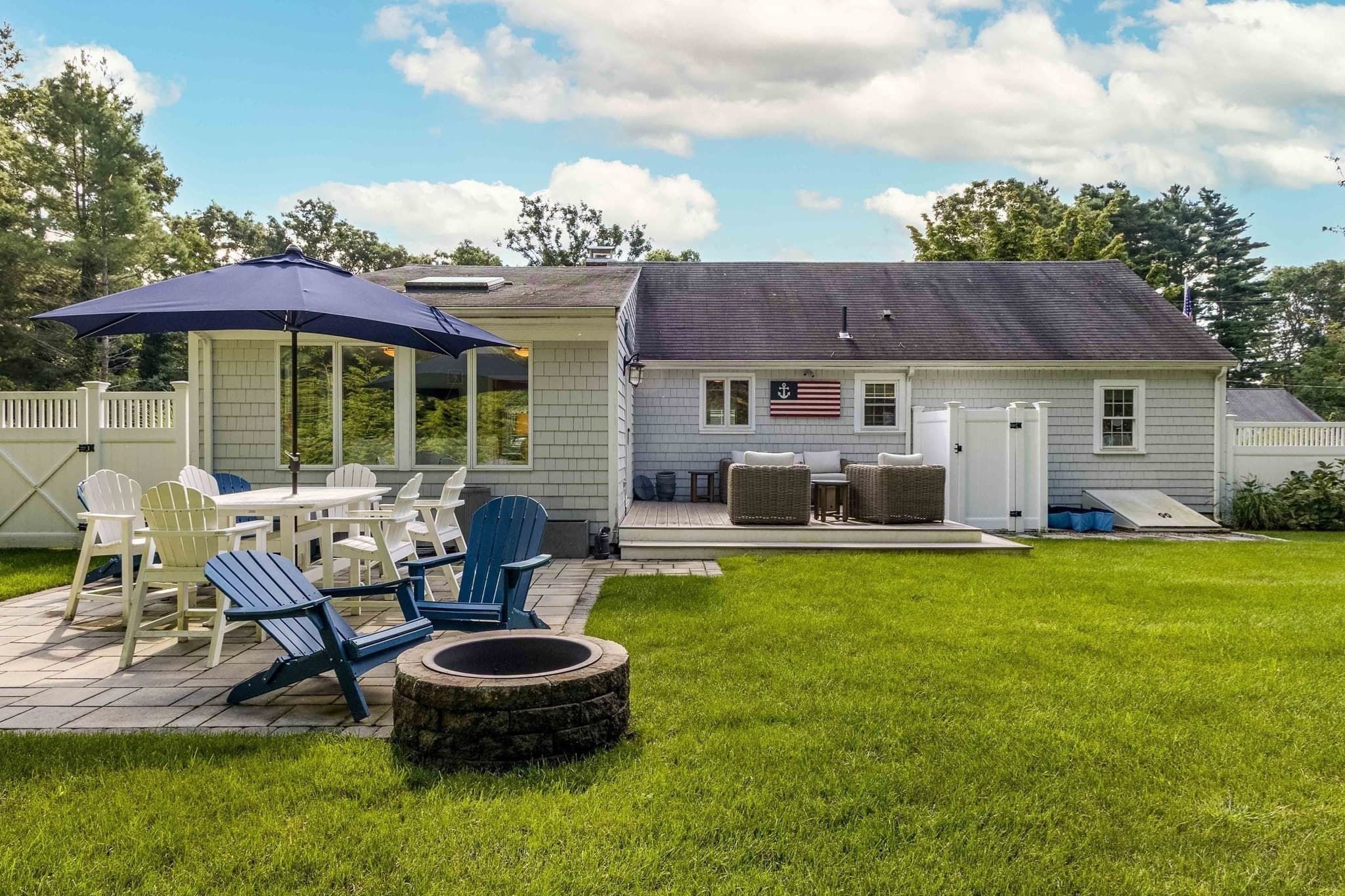 Single Family Residence at 86 Mooring Dr, Barnstable MA 02635, Barnstable, photo 4 of 28