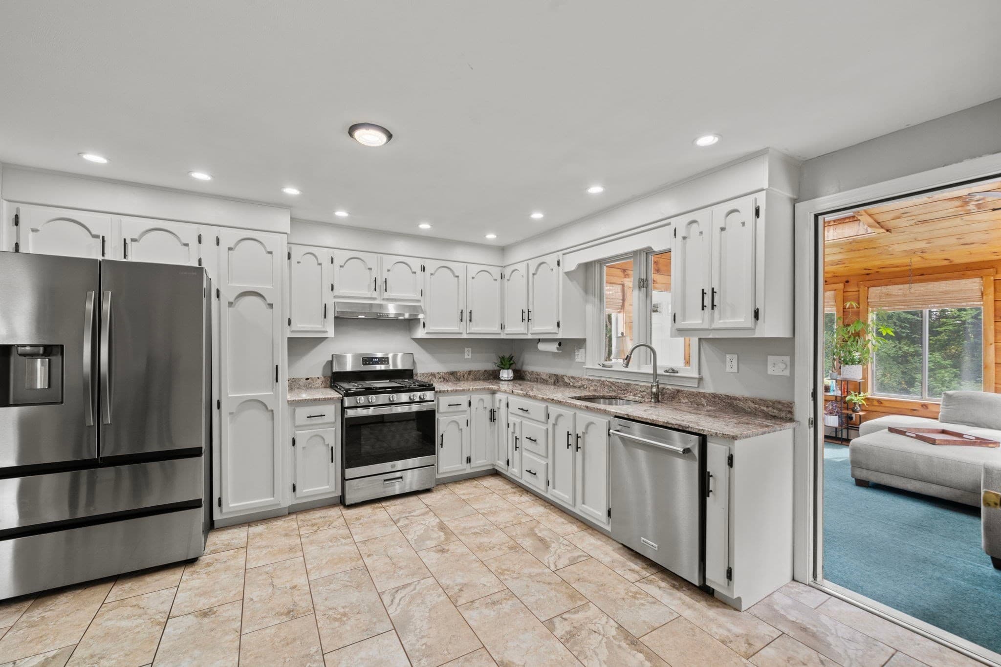 Single Family Residence at 56 Sycamore Rd, Methuen MA 01844, Methuen, photo 5 of 41