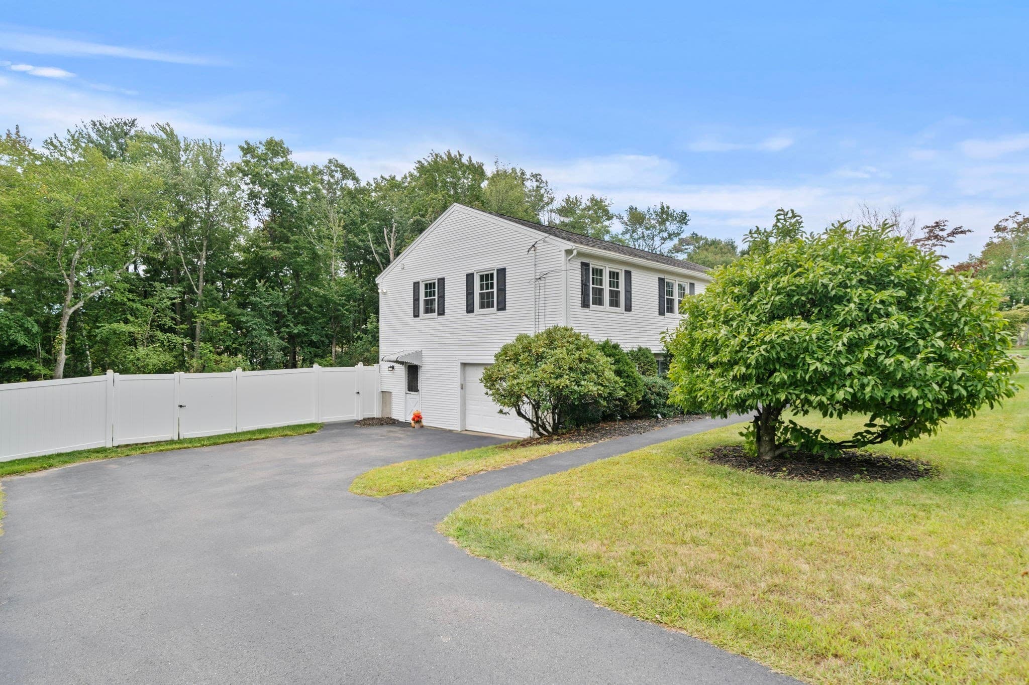 Single Family Residence at 56 Sycamore Rd, Methuen MA 01844, Methuen, photo 37 of 41