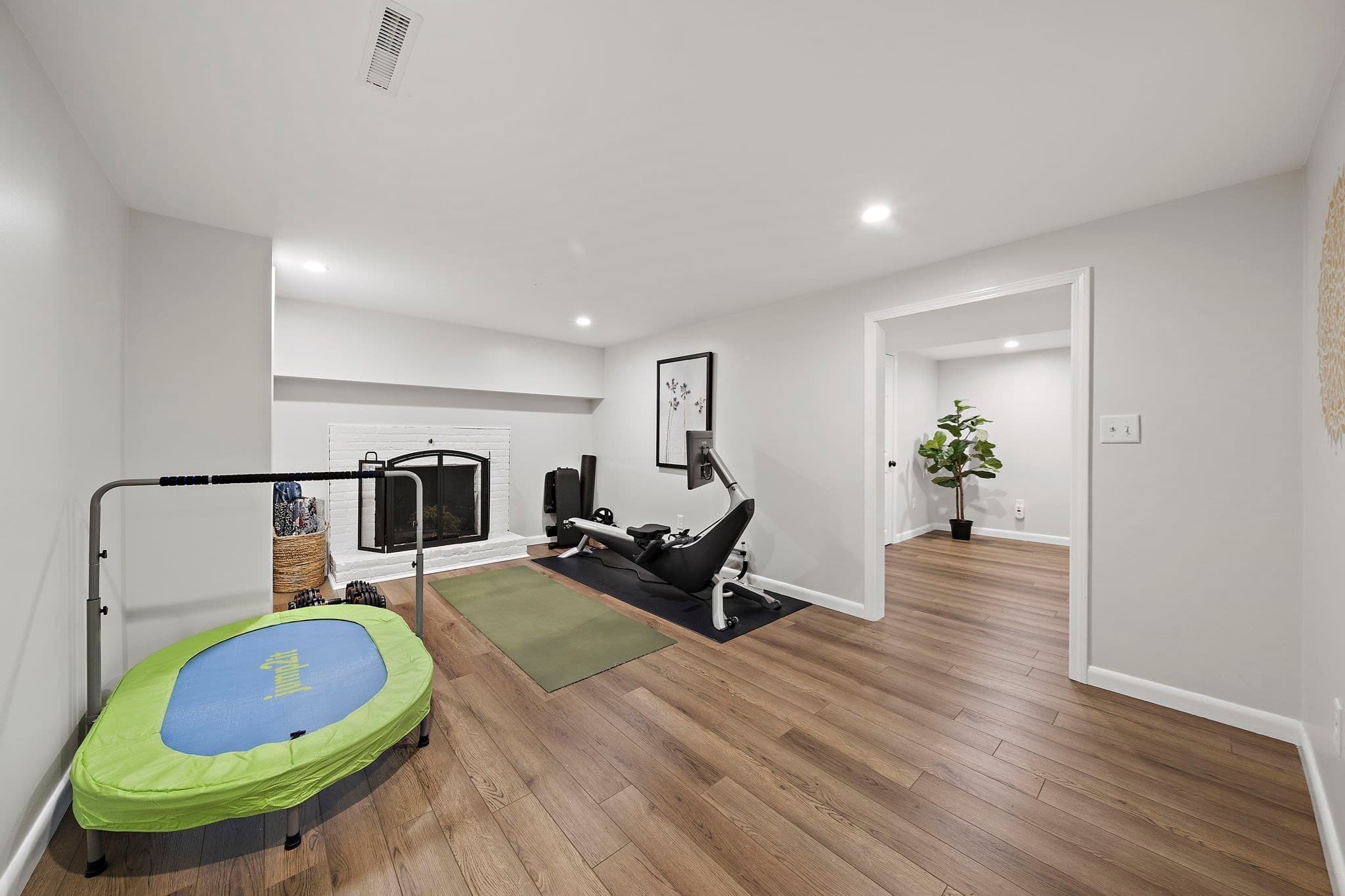 Single Family Residence at 75 Oak St, Pembroke MA 02359, Pembroke, photo 13 of 22