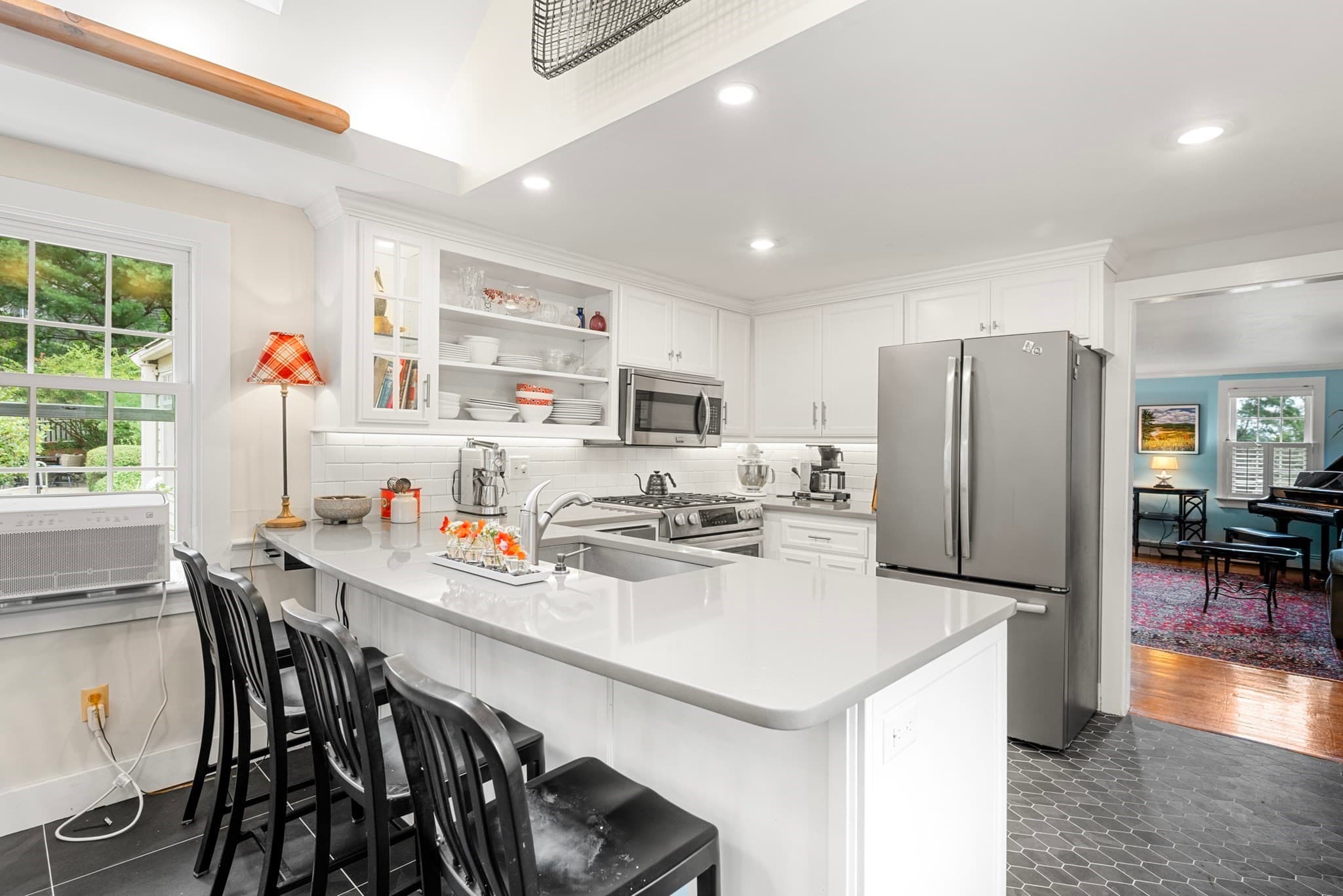 Single Family Residence at 18 Manor Dr, Sandwich MA 02537, Sandwich, photo 7 of 39
