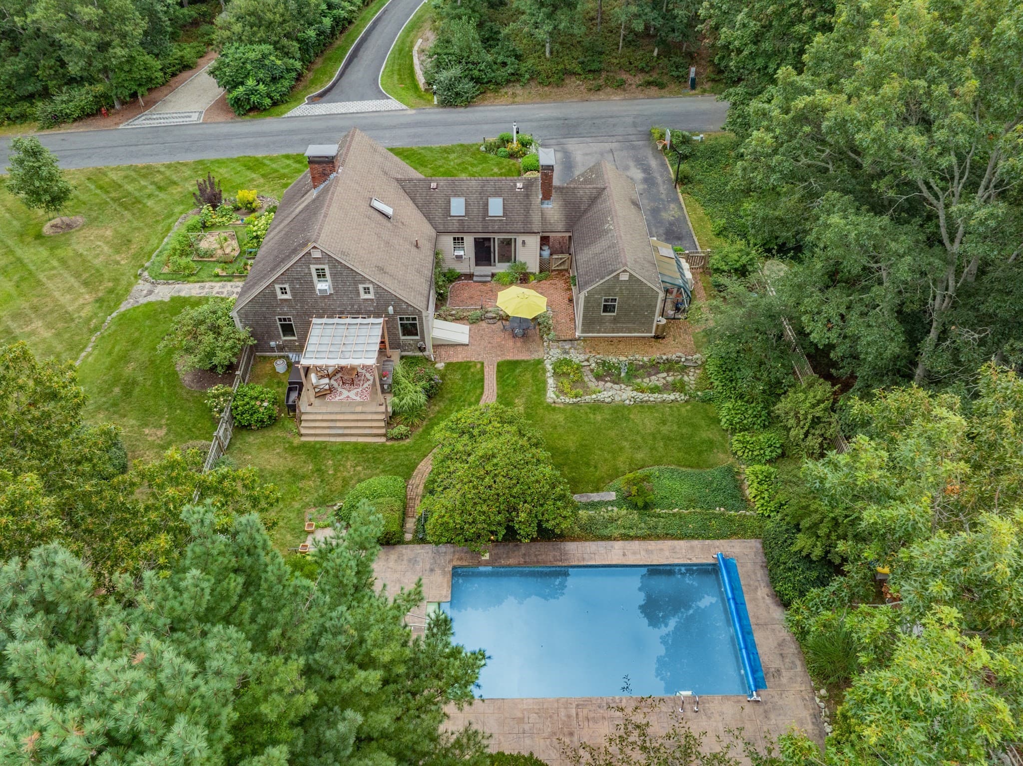 Single Family Residence at 18 Manor Dr, Sandwich MA 02537, Sandwich, photo 29 of 39