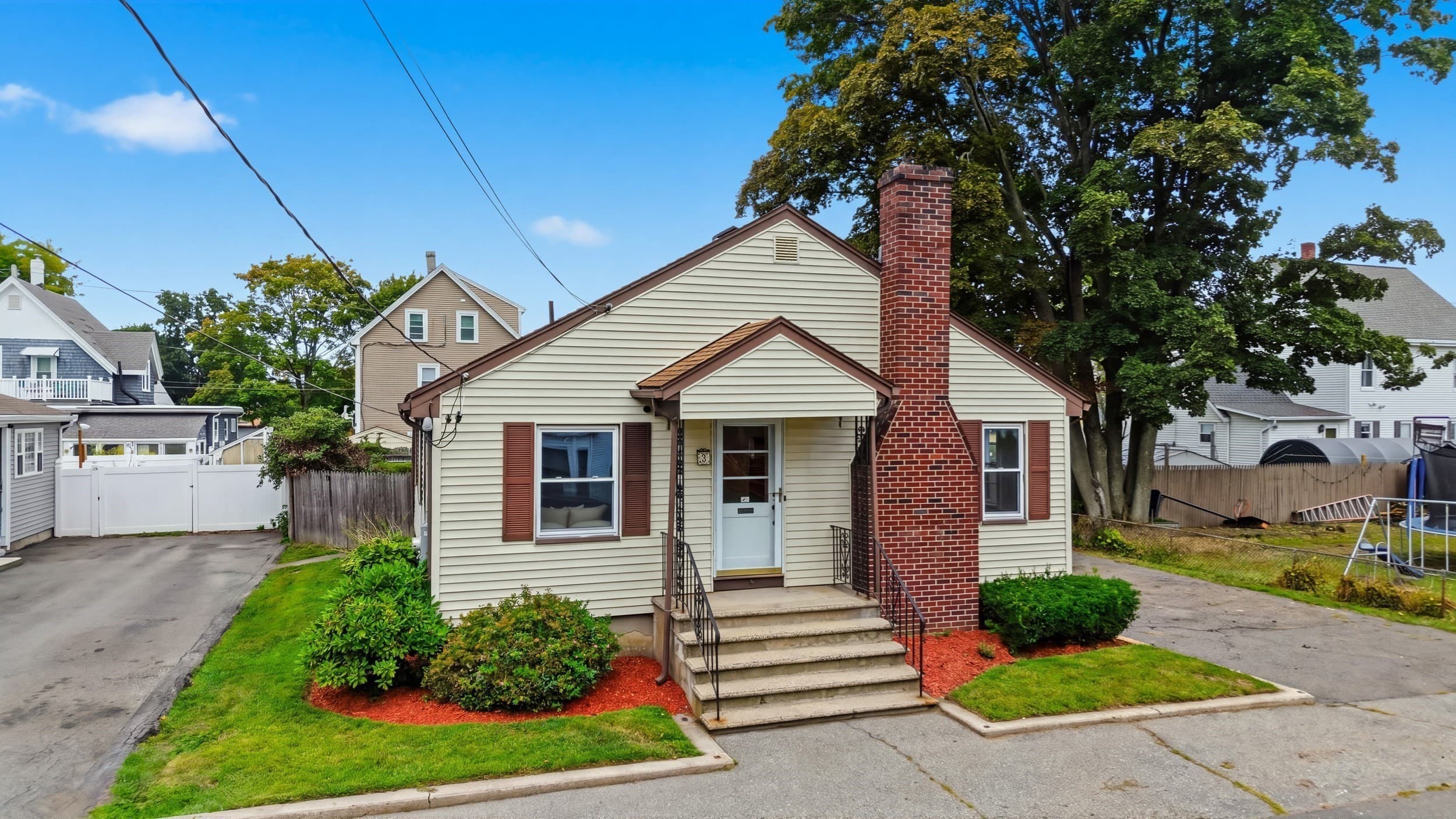 Single Family Residence at 3 Carlton St, Peabody MA 01960, Peabody, photo 2 of 39
