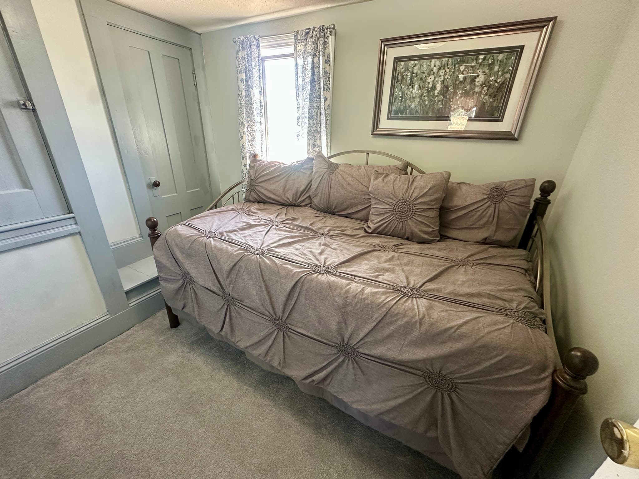 Single Family Residence at 122 Haviland St, Ludlow MA 01056, Ludlow, photo 23 of 42