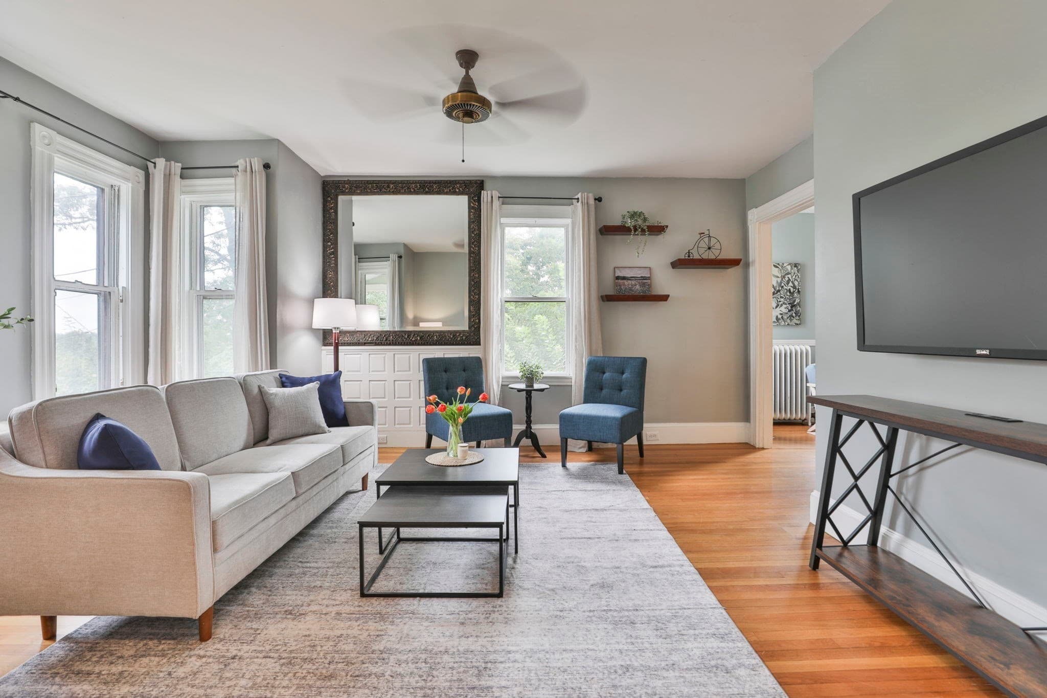 Single Family Residence at 4 Hillside Ave, Wakefield MA 01880, photo 5 of 42