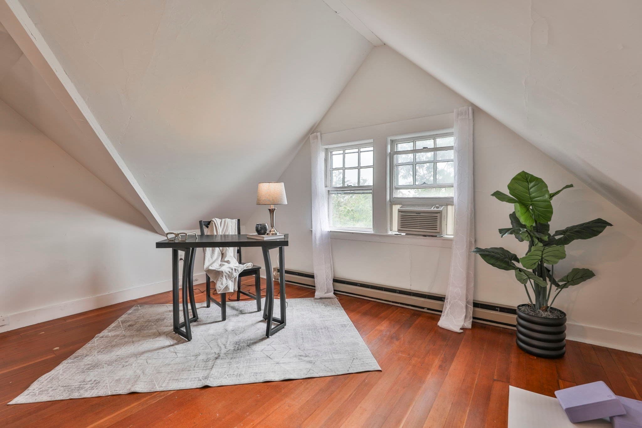 Single Family Residence at 4 Hillside Ave, Wakefield MA 01880, photo 33 of 42