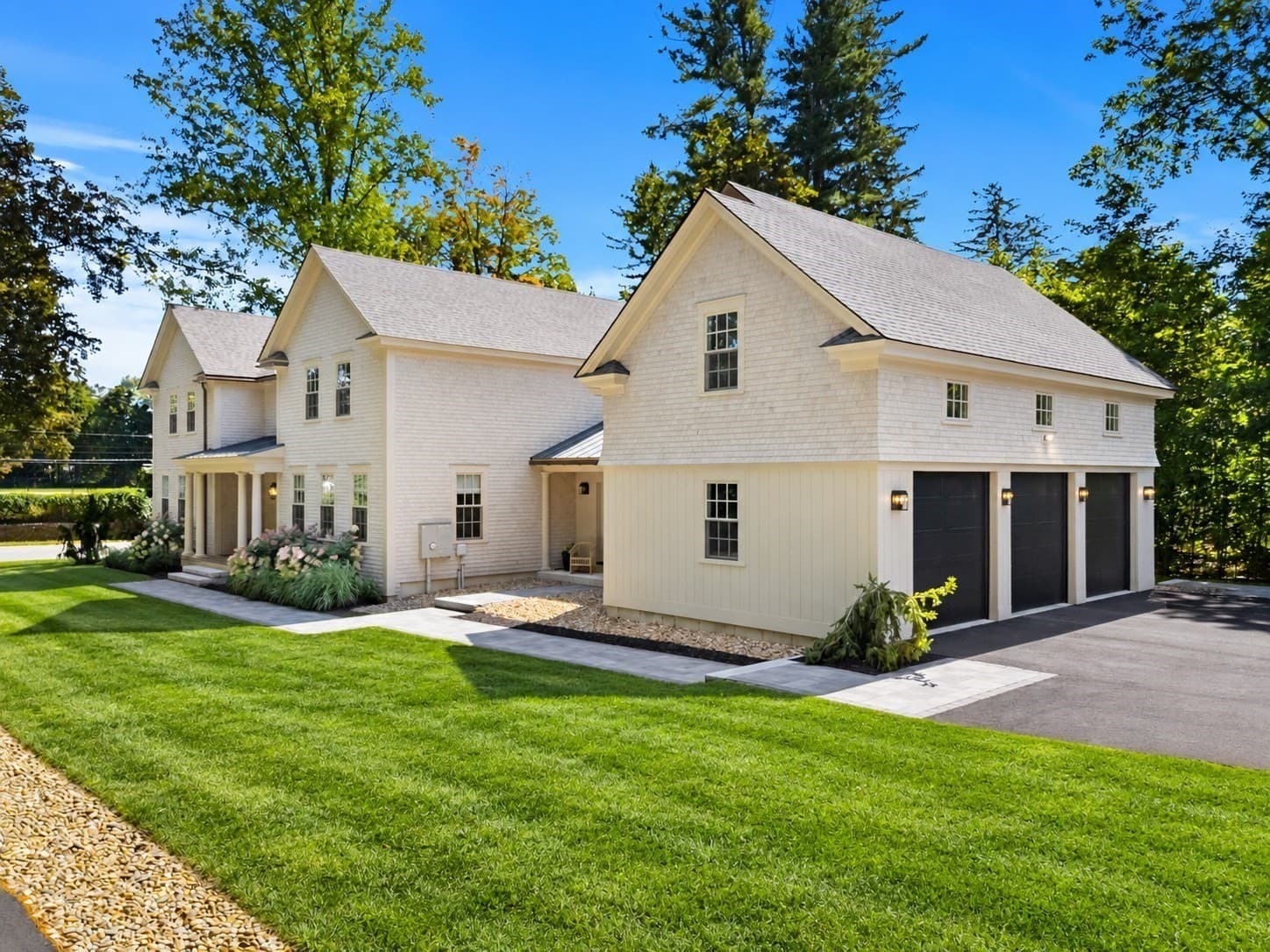 26 Toppans Lane, Newburyport MA 01950