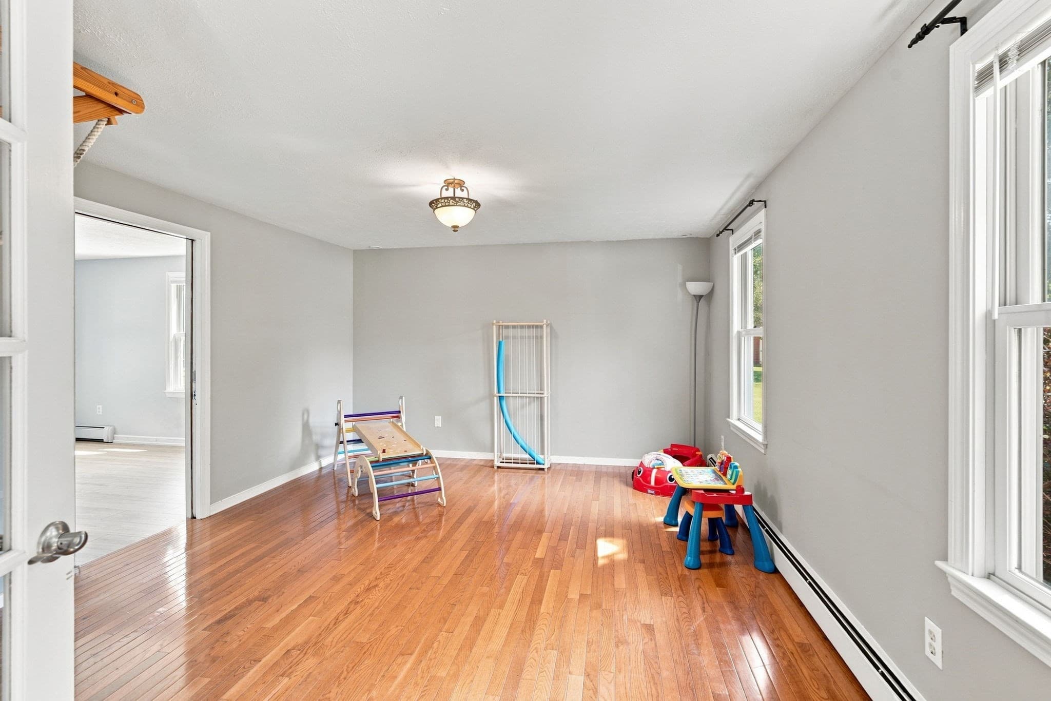 Single Family Residence at 25 West St, Foxboro MA 02035, Foxboro, photo 6 of 42