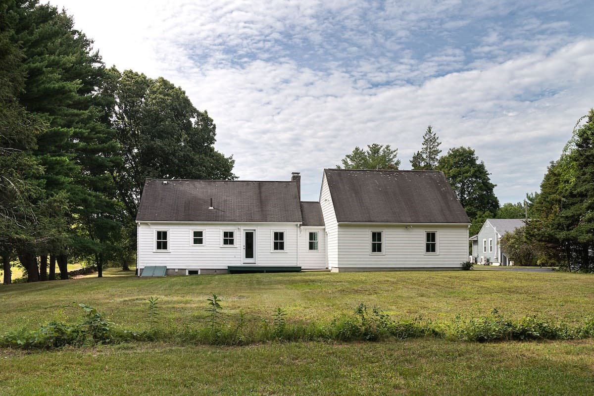 Single Family Residence at 276 Cambridge Tpke, Lincoln MA 01773, Lincoln, photo 3 of 20