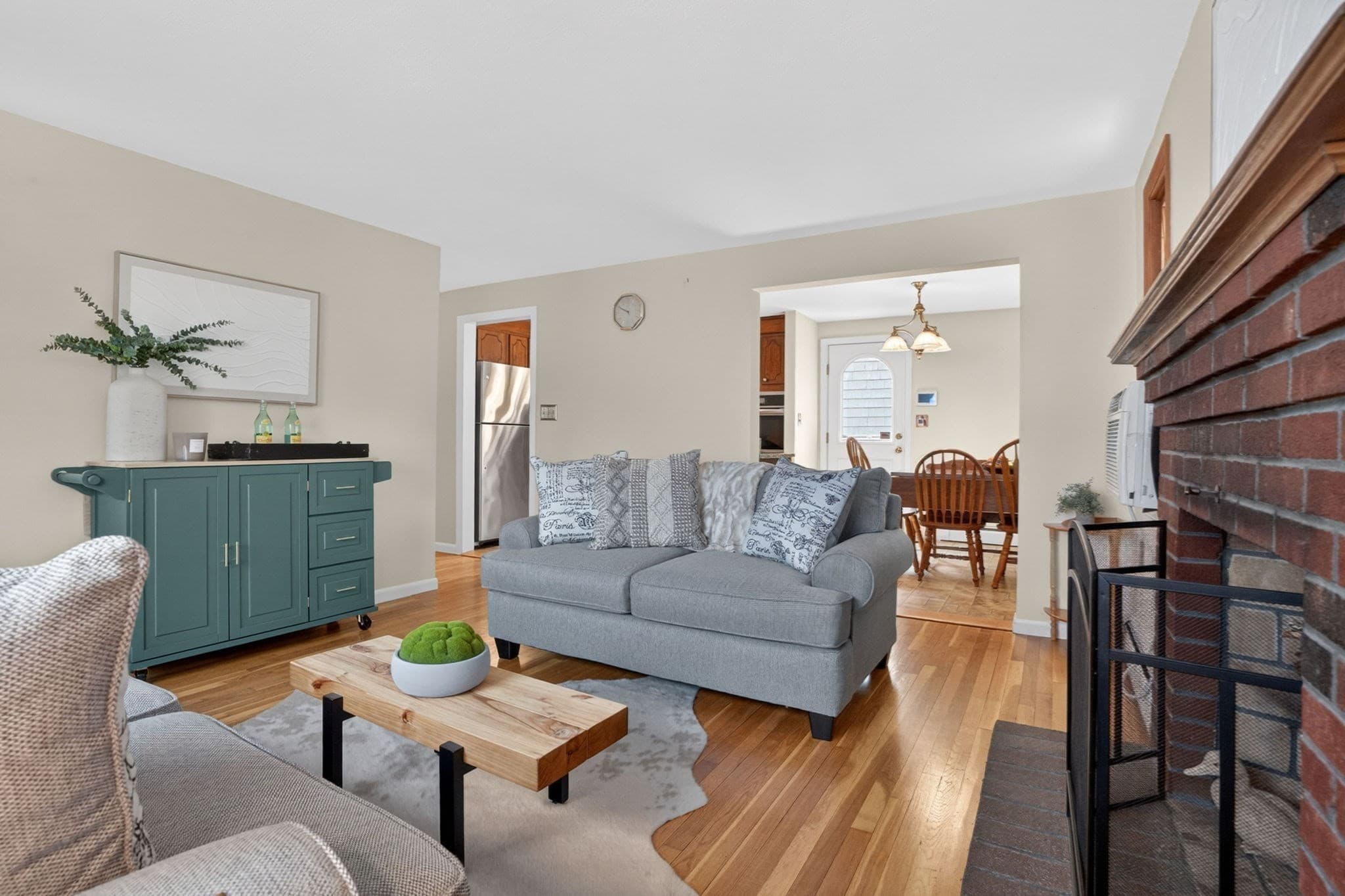 Single Family Residence at 46 Grapevine Ave, Lexington MA 02421, Lexington, photo 3 of 15