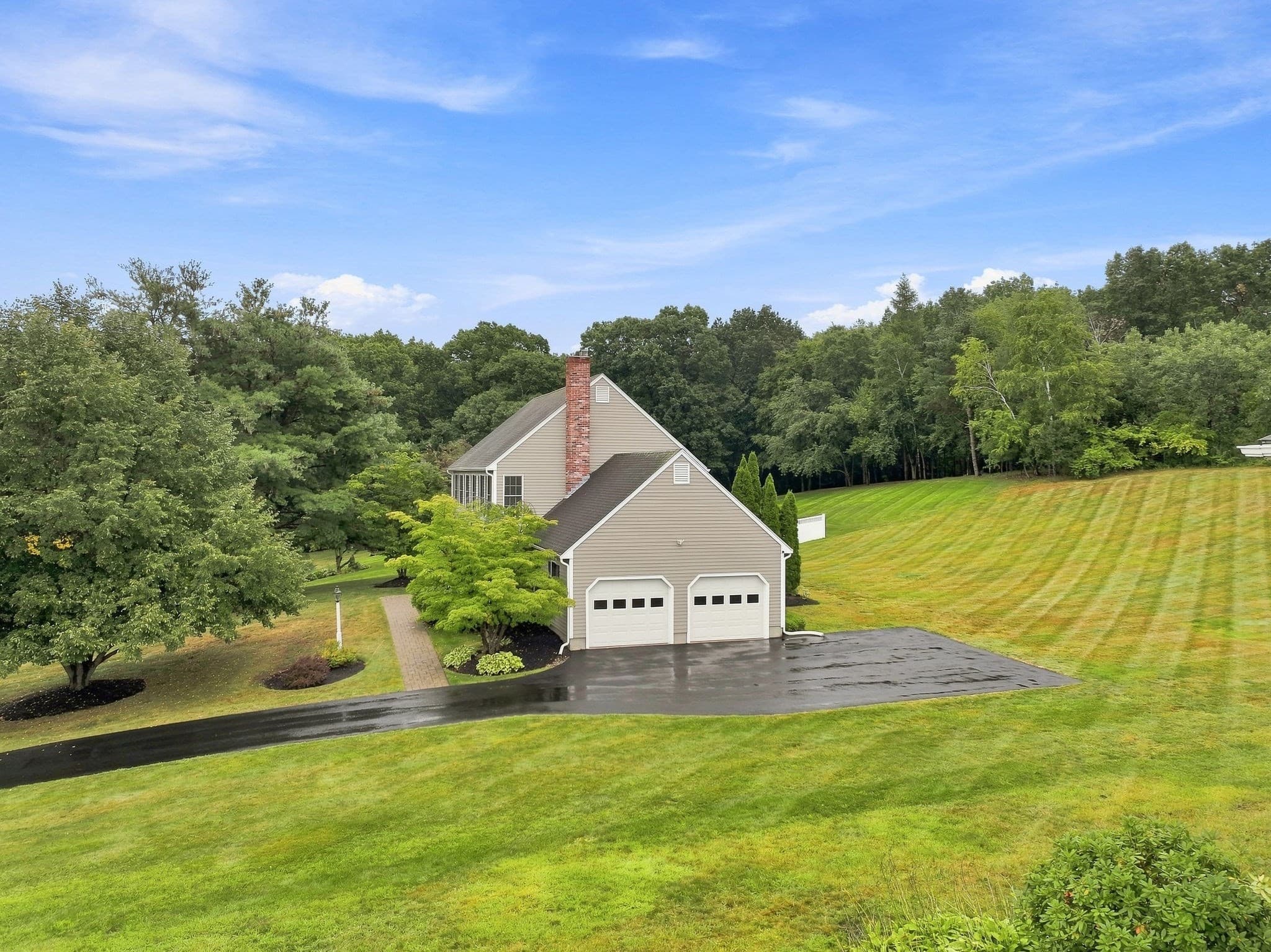 Single Family Residence at 207 French Farm Rd, North Andover MA 01845, North Andover, photo 5 of 38