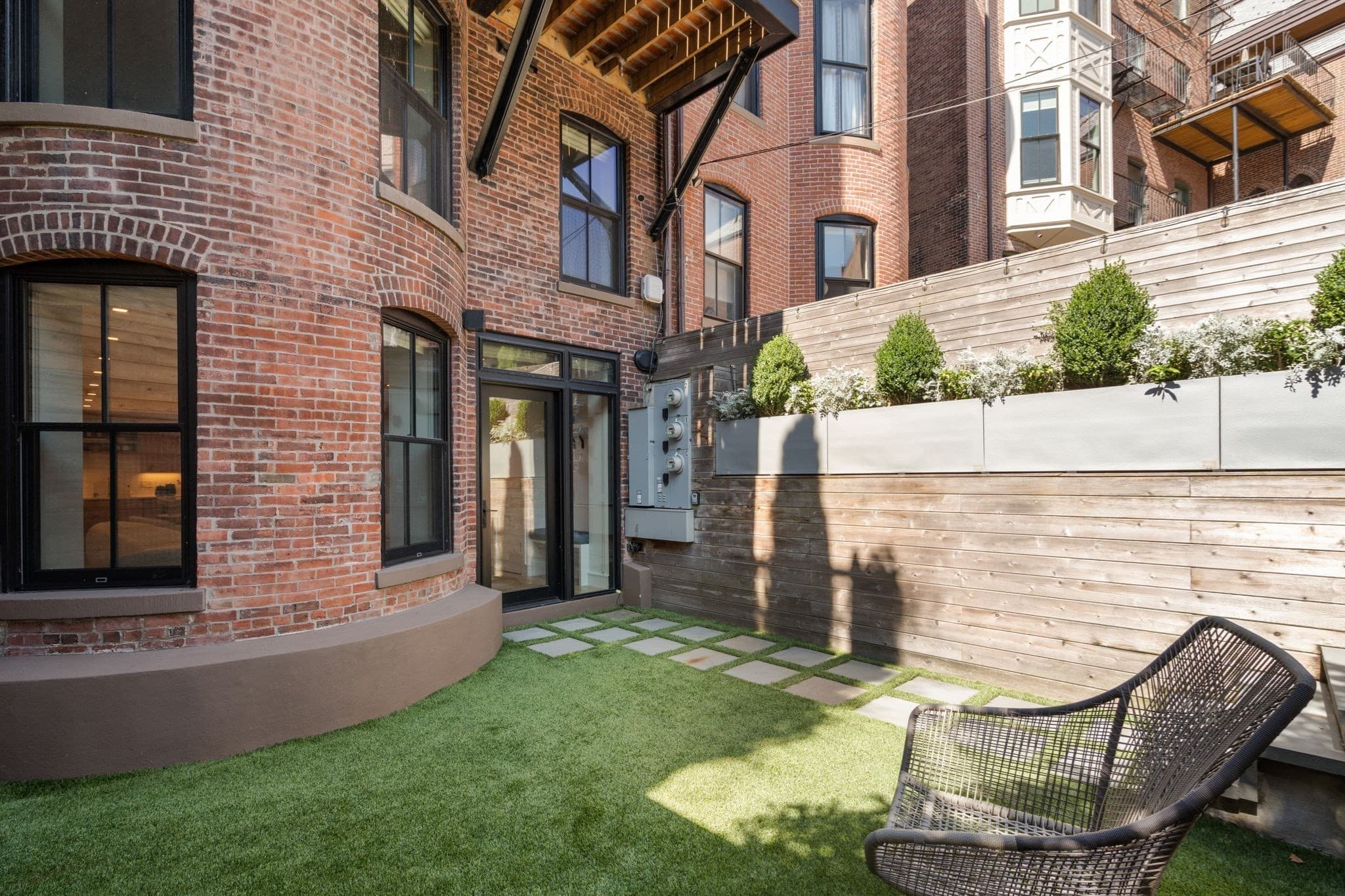 Condominium at 189 W Brookline St # 1, Boston MA 02118, photo 12 of 21