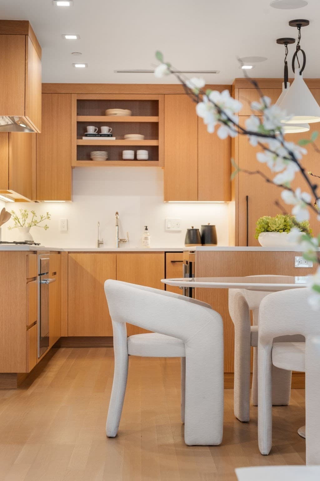 Condominium at 189 W Brookline St # 1, Boston MA 02118, photo 5 of 21