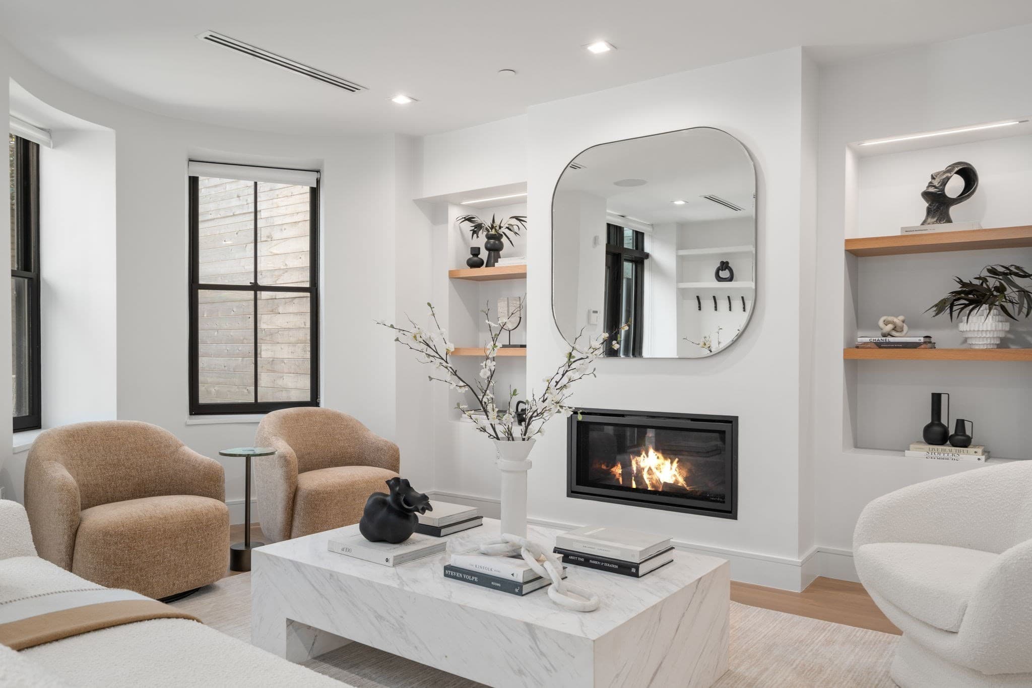 Condominium at 189 W Brookline St # 1, Boston MA 02118, photo 9 of 21