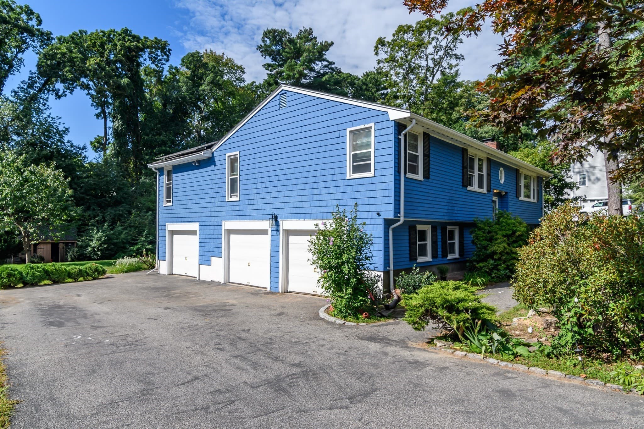 Single Family Residence at 11 Mark St, Natick MA 01760, Natick, photo 3 of 27
