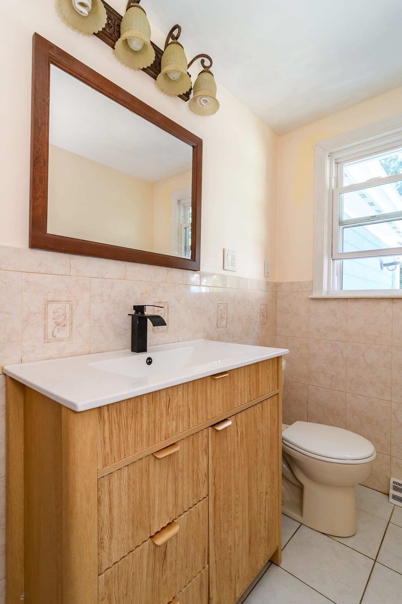 Single Family Residence at 11 Mark St, Natick MA 01760, Natick, photo 18 of 27