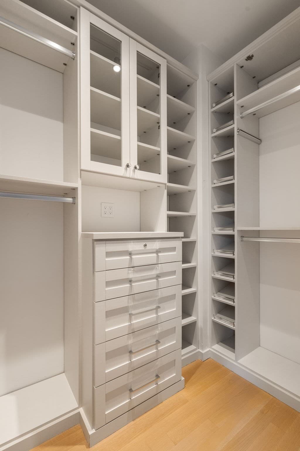 Condominium at 189 W Brookline St PH, Boston MA 02118, photo 22 of 42
