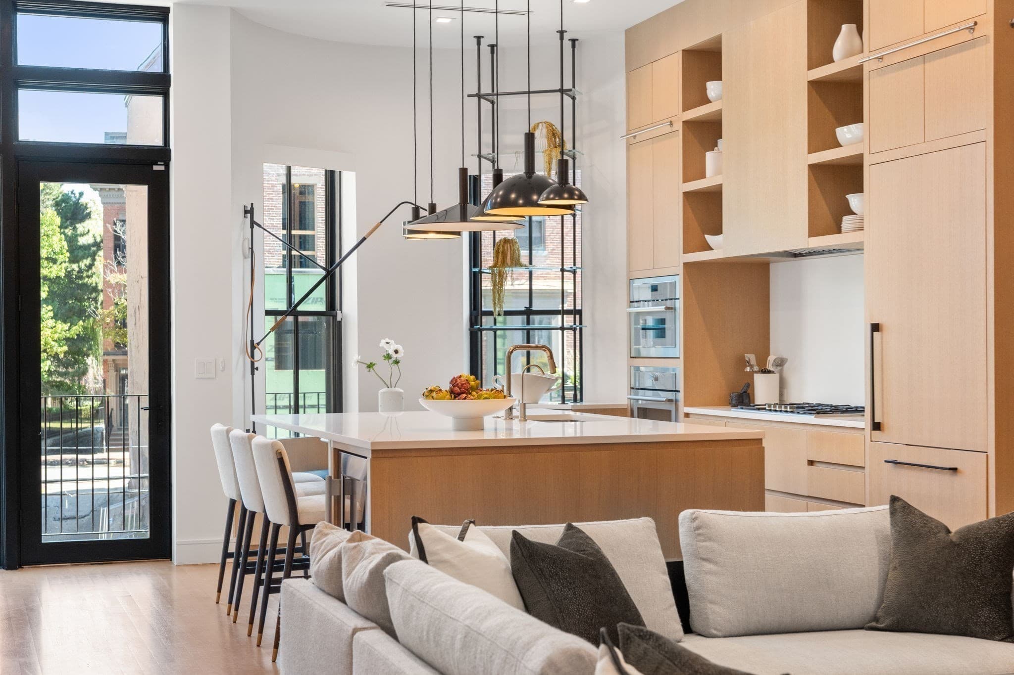 Condominium at 189 W Brookline St PH, Boston MA 02118, photo 3 of 42